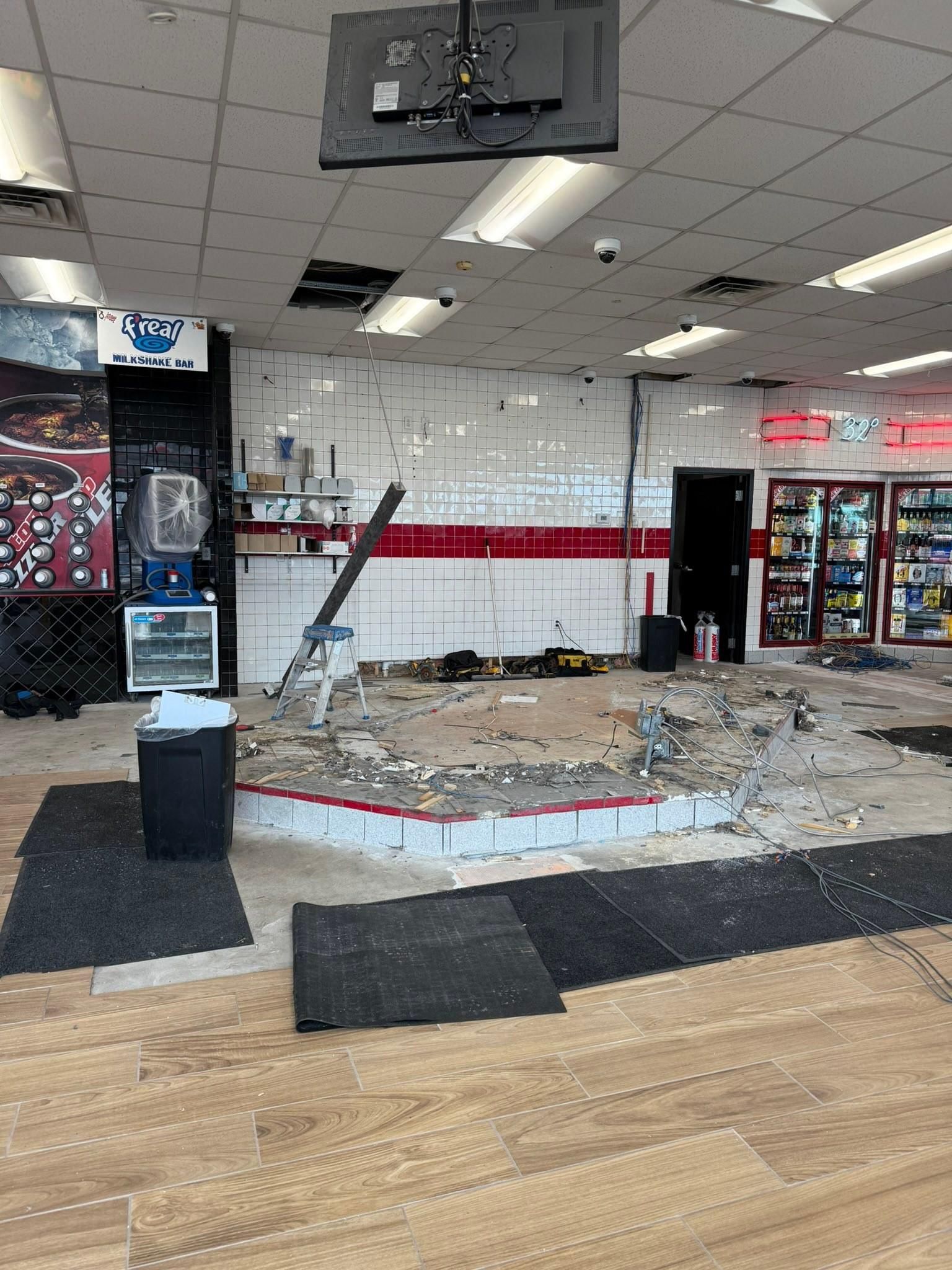  for Zerjav Contracting Solutions  in Warrenton, MO