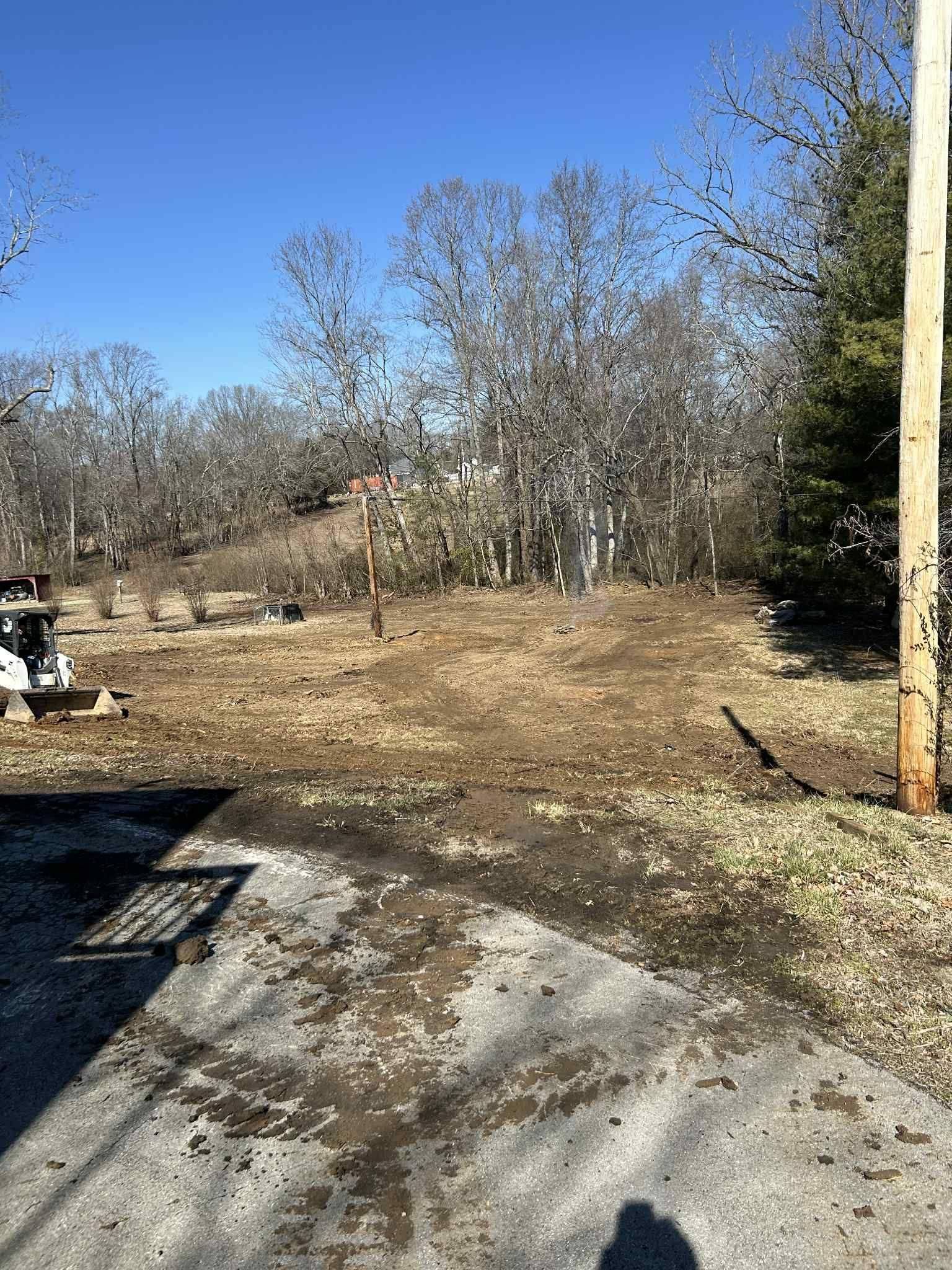  for Z's Land Management & Forestry Mulching in Smithville, TN