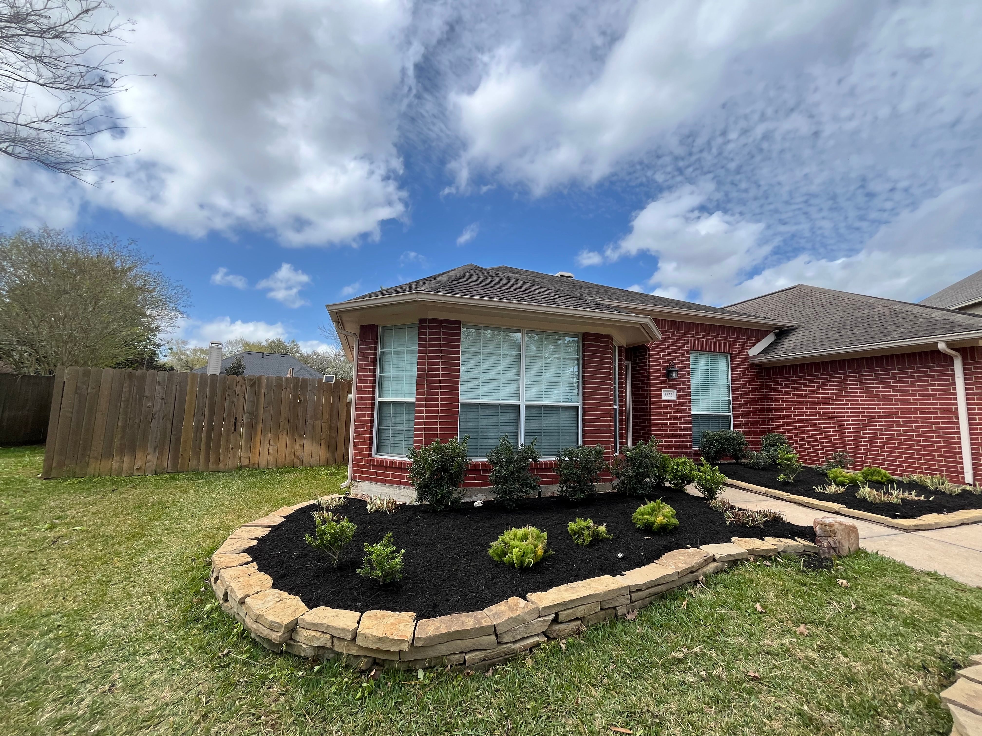  for Garza Lawncare & Tree Service in Pearland, TX