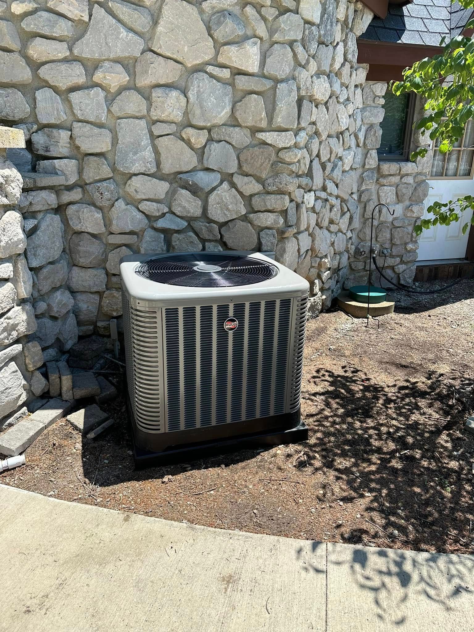 HVAC for Top Gun Heating & Air Conditioning in Bellevue, OH