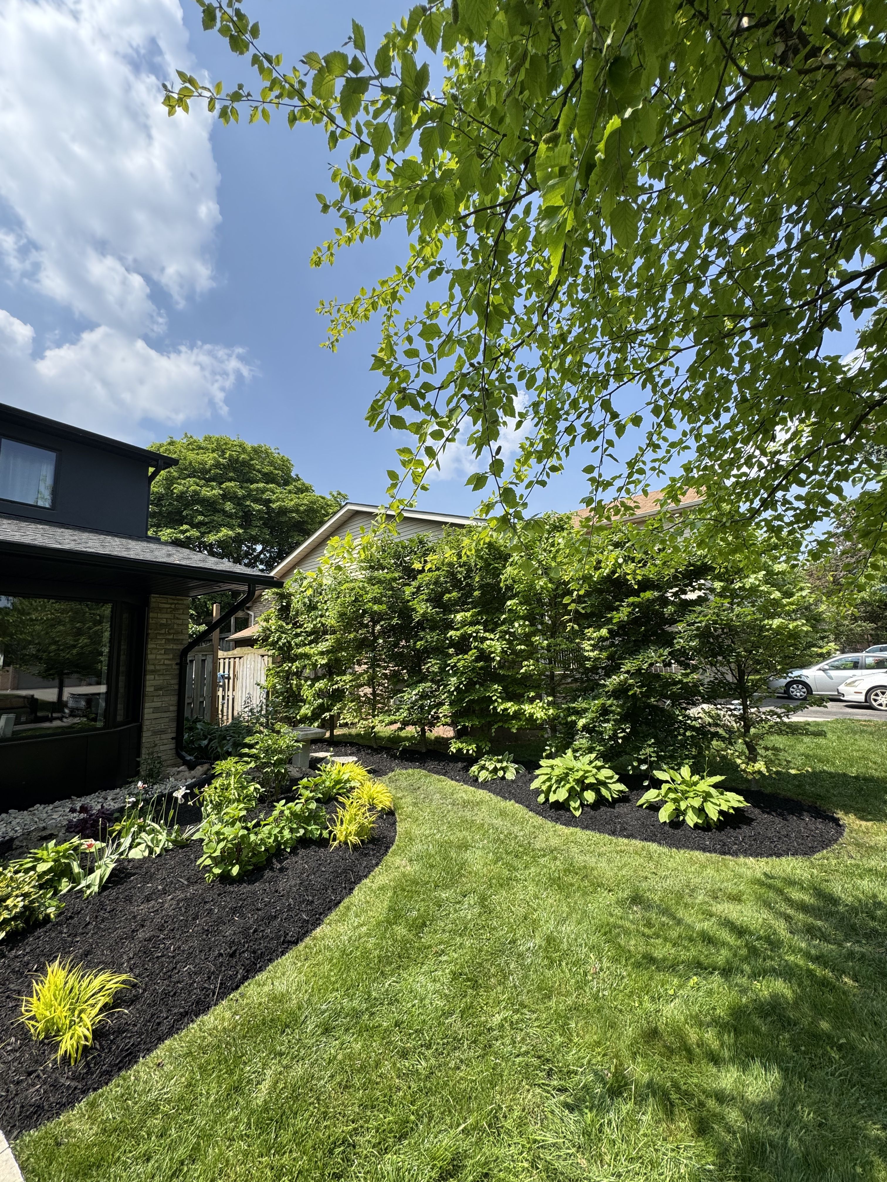 Garden Maintenance & Planting for Calderwood Landscapes in Oakville, ON