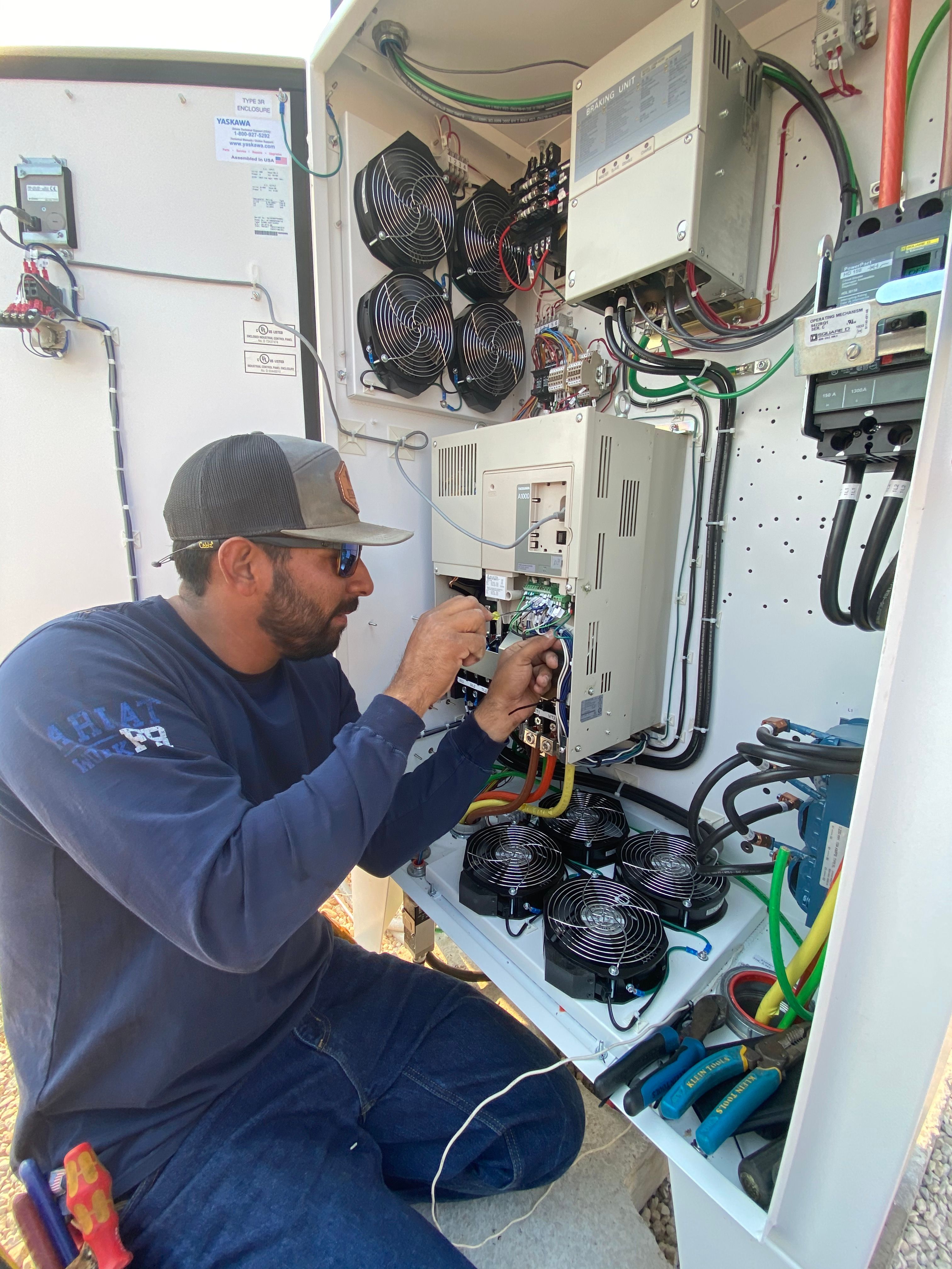  for LUX Electric in Floresville, TX