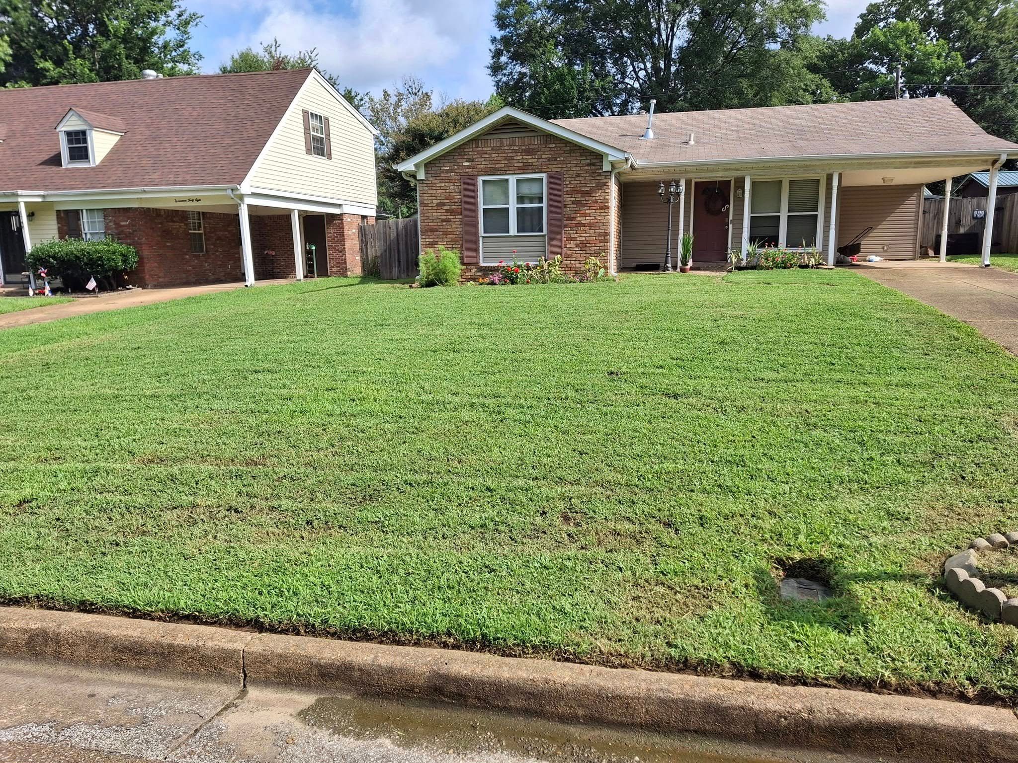 for The DUFF LAWN Service in Houston, Texas