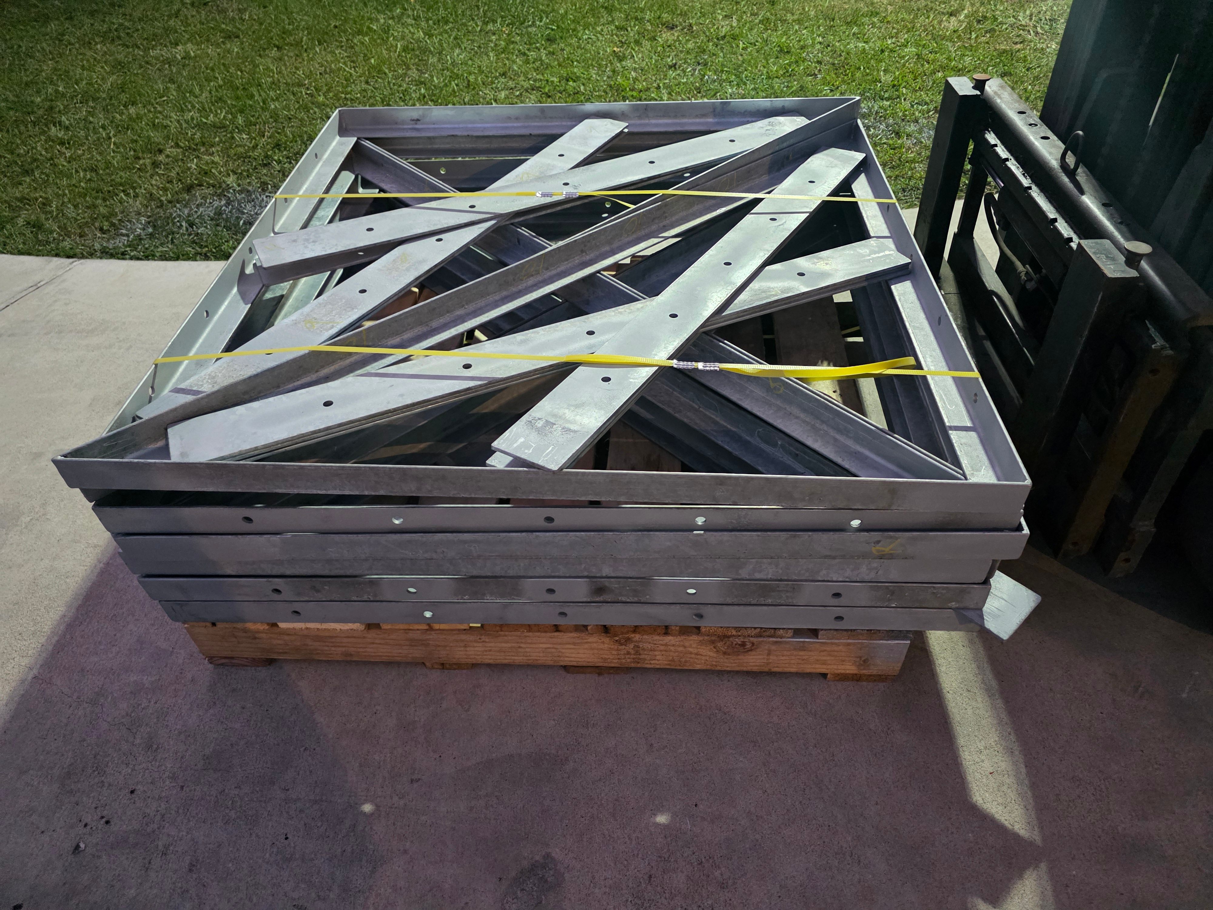  for LHR Specialty Welding Services in Santa Fe, TX