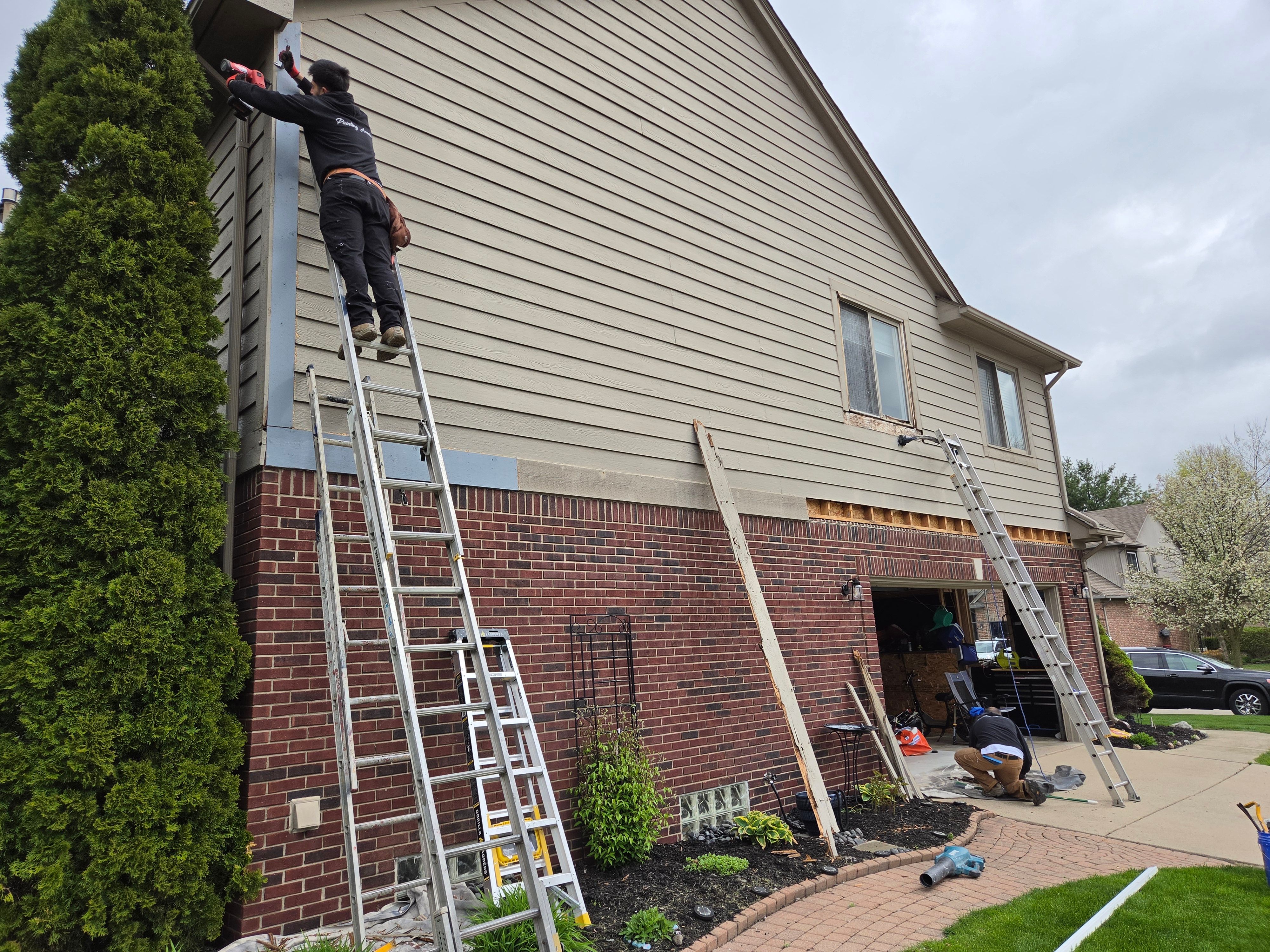  for Rolling Magic Paints in Washington Township, MI
