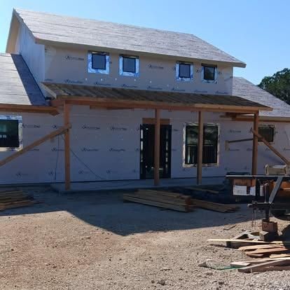  for Thompson Construction in Uvalde, TX