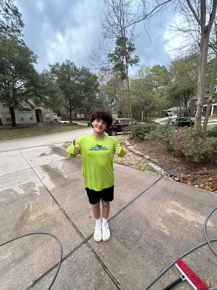  for Everyday Pressure Washing in The Woodlands, TX
