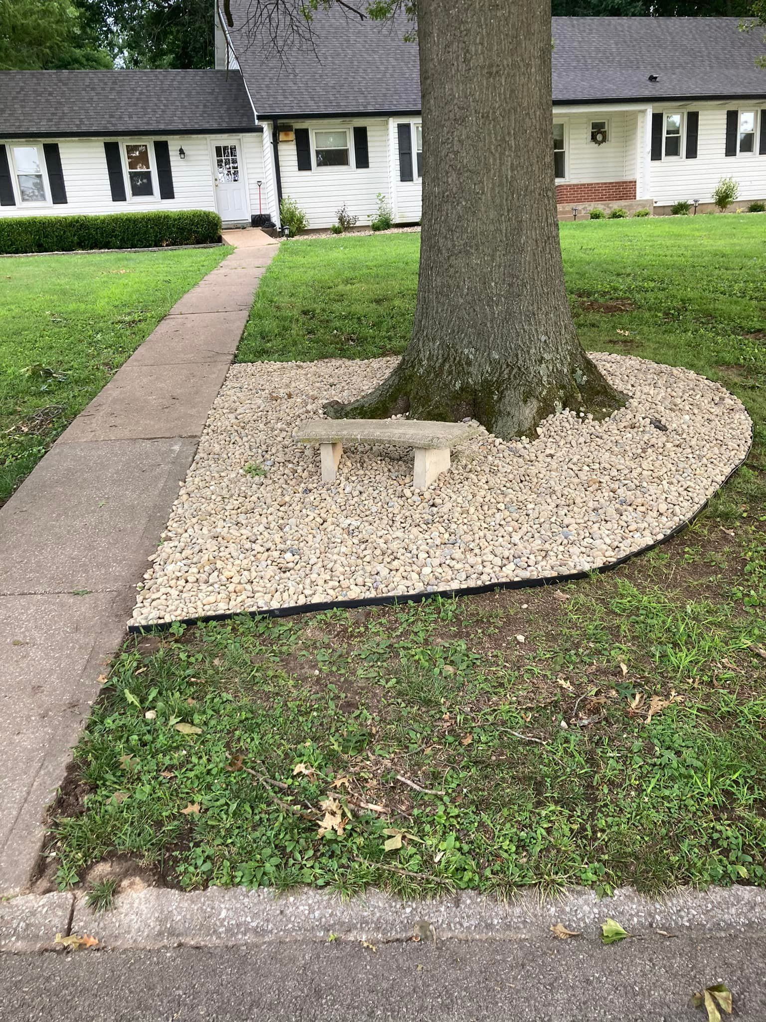Landscaping for G&K Landscaping in Hillsboro, MO
