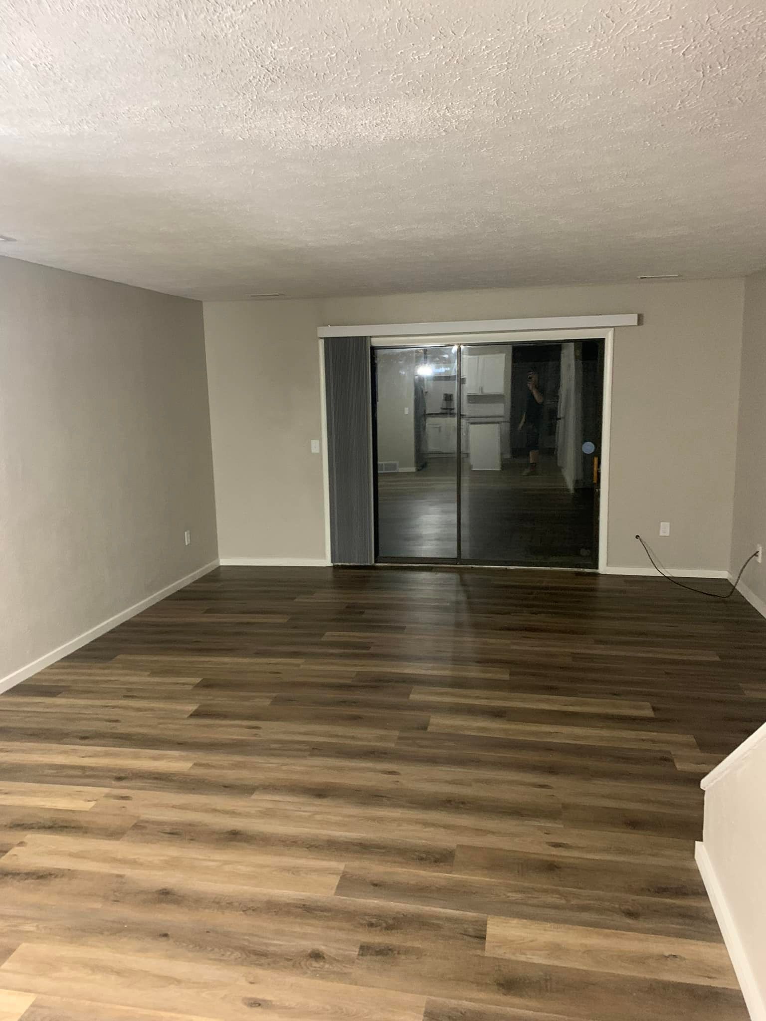  for New Look Flooring in Toledo, OH