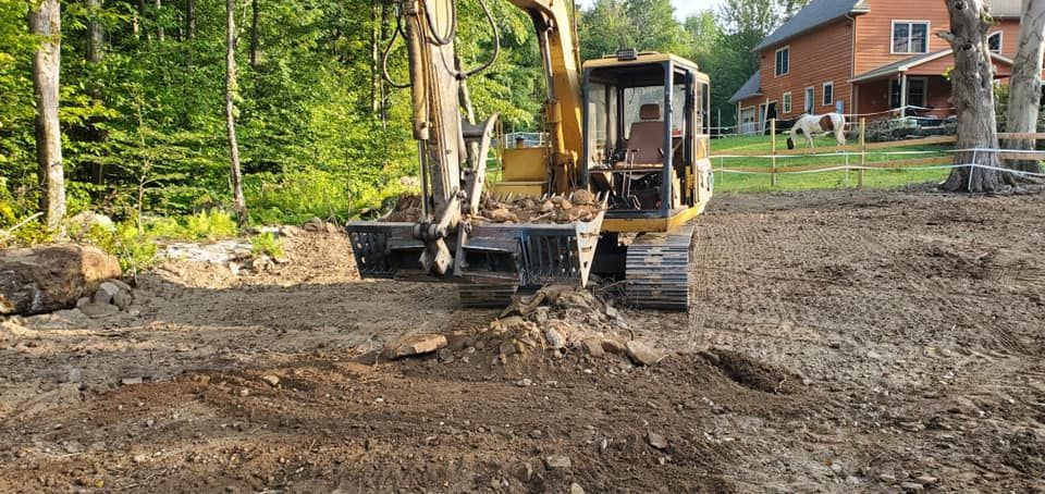  for R McK Excavating in Lake Ariel, PA