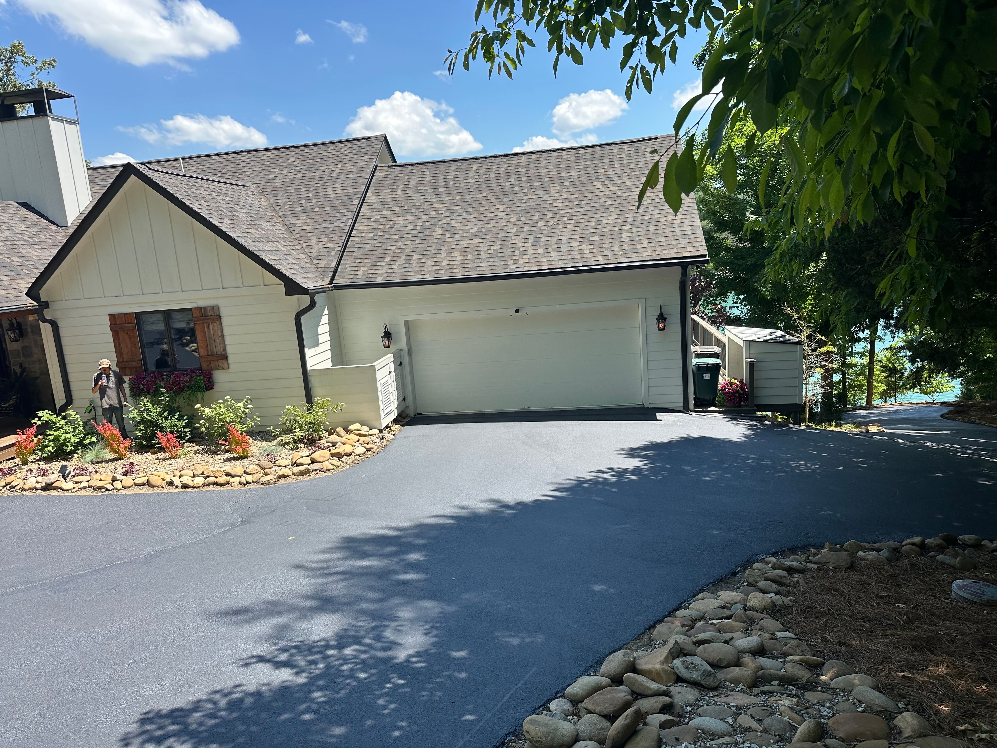  for Metzler Paving and Sealcoating LLC in Jacksboro, TN