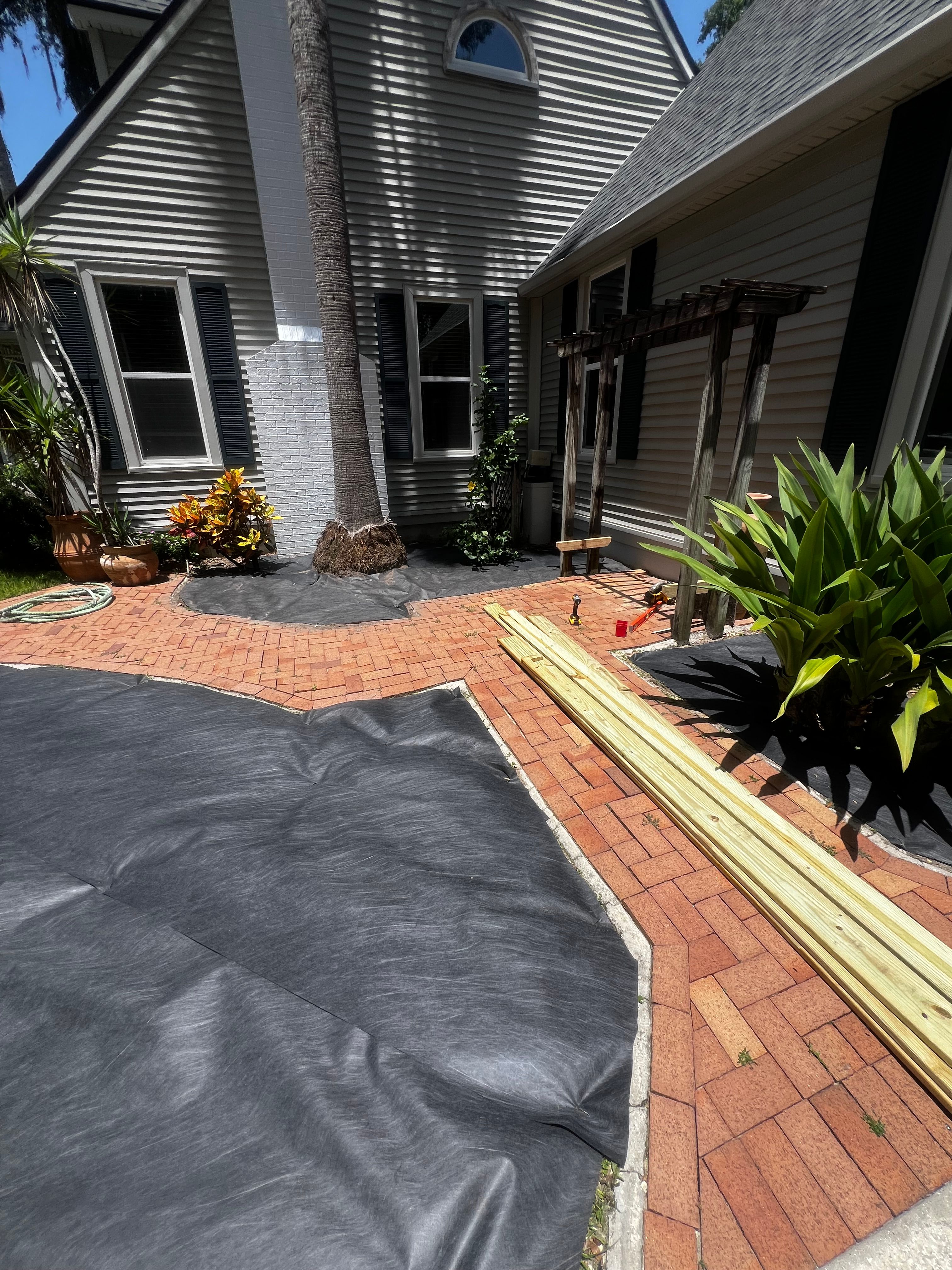  for Browne’s Yard Creations in Fruitland Park, FL