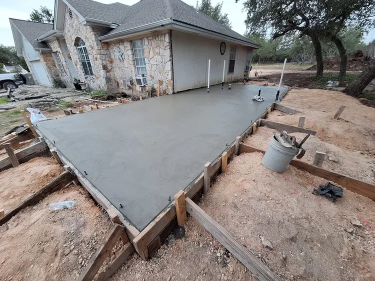  for Leo's Concrete Crew in Elgin, TX