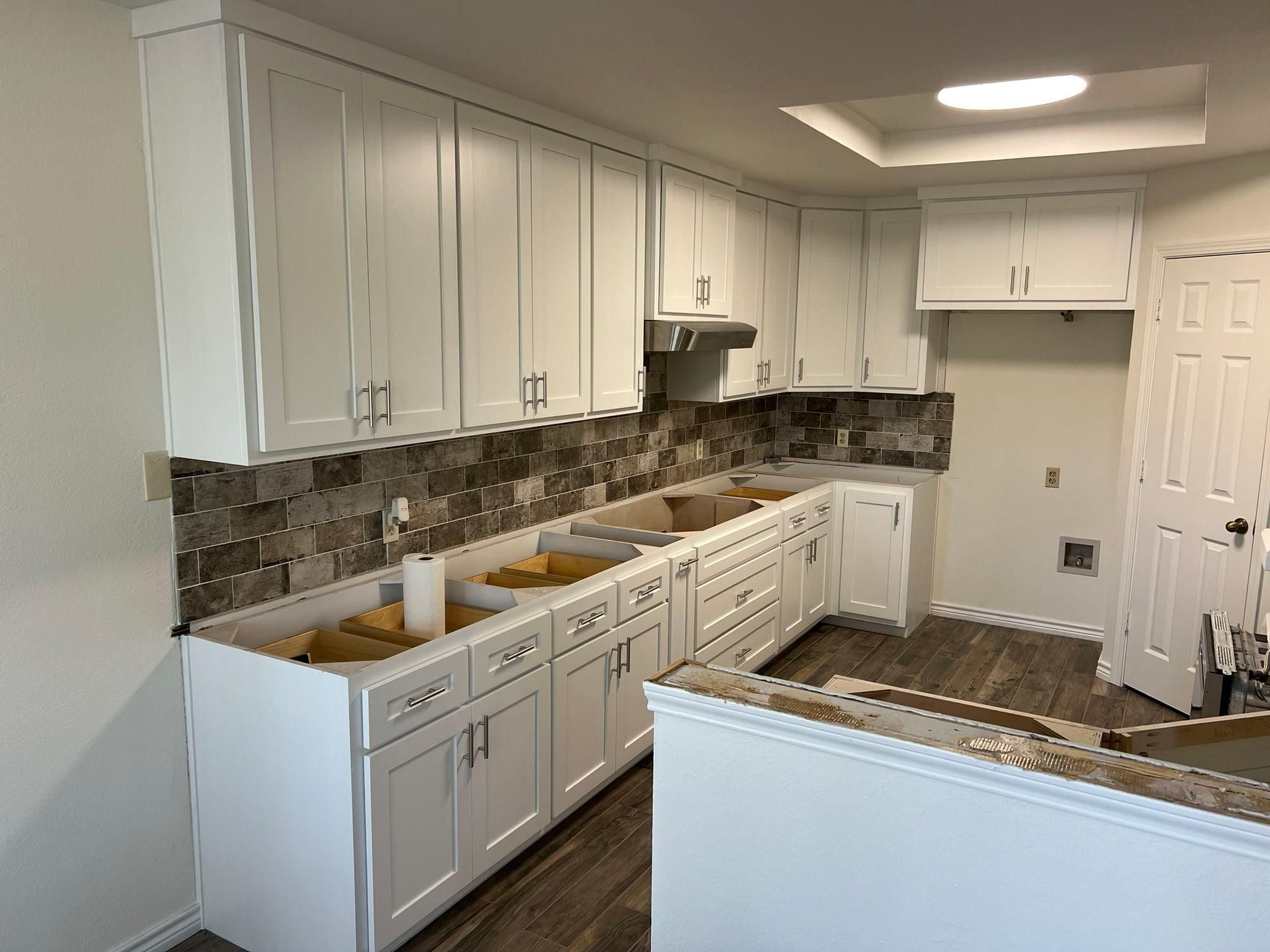  for Wade Custom Cabinets in Cleburne,, TX