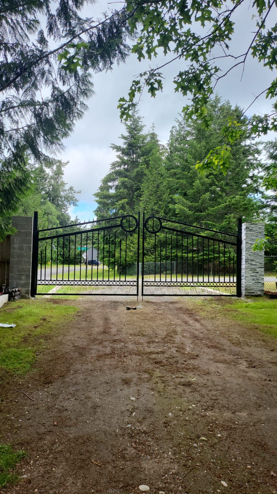  for Custom Gates Welding, LLC. in Auburn, WA