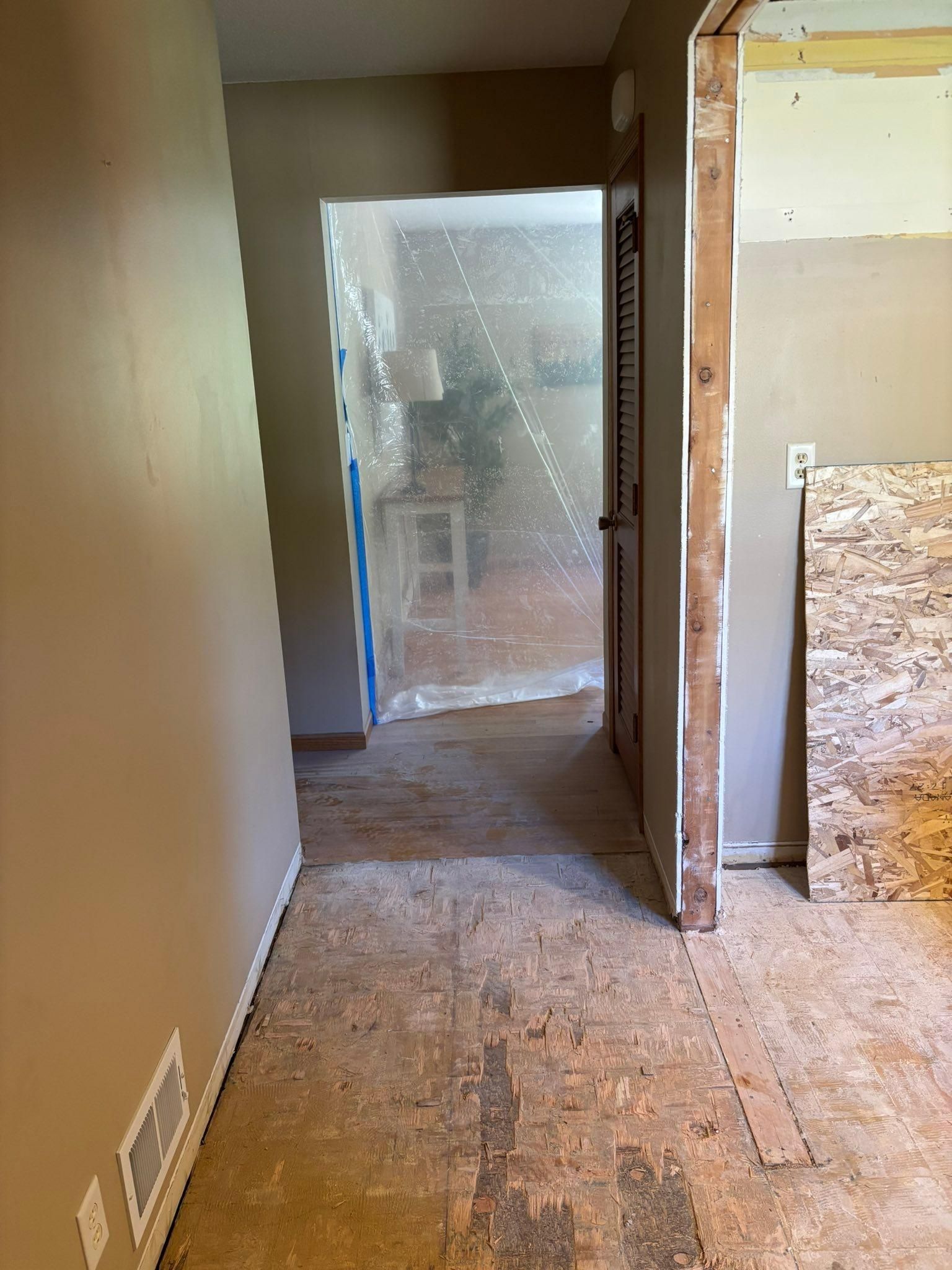  for Premier Services in New London, MN