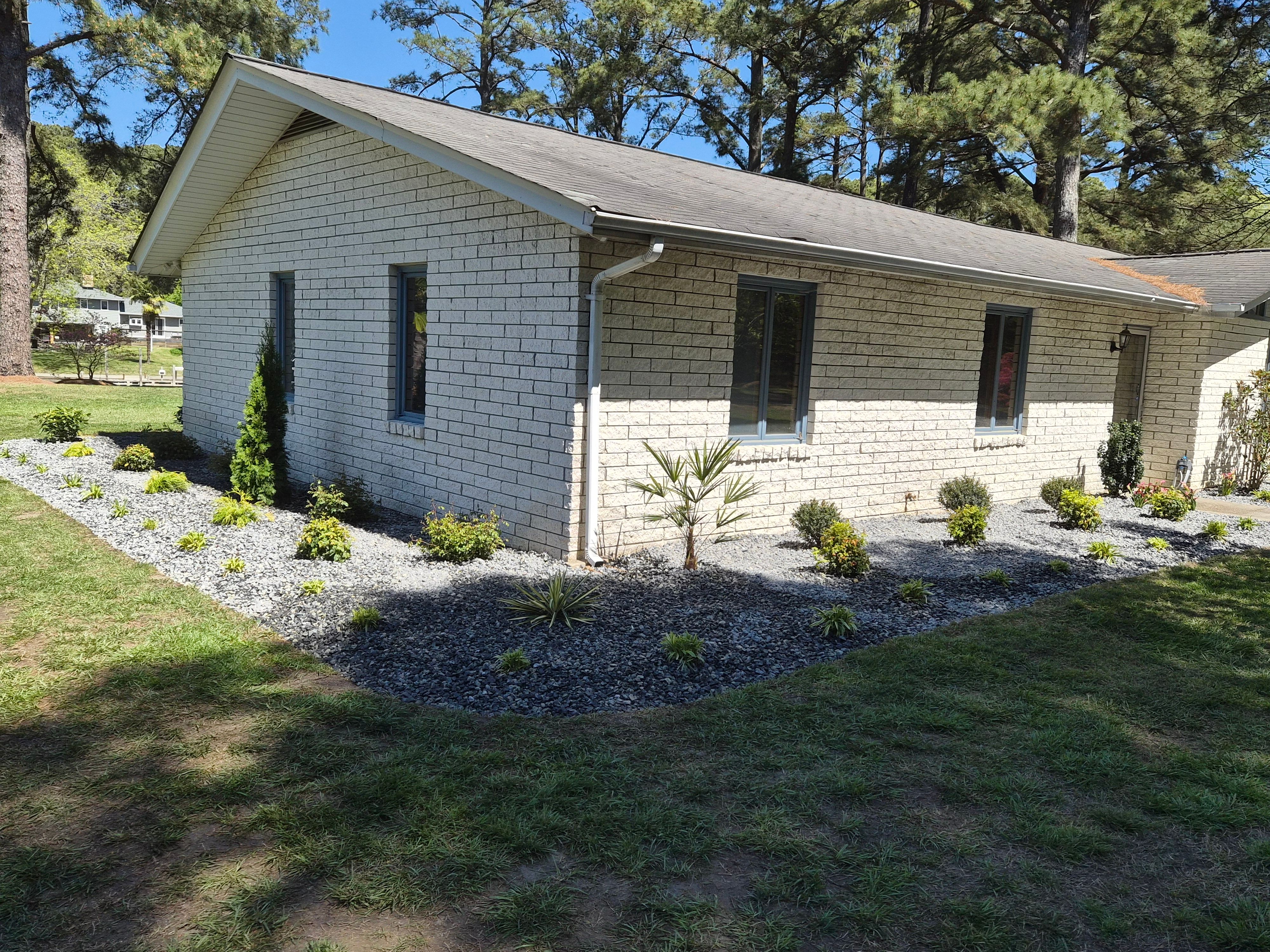 All Photos for 4 Points Lawncare LLC in Hayes, VA