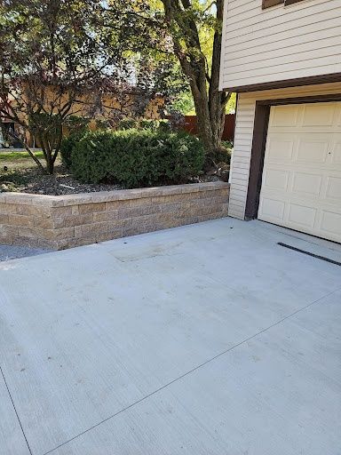  for Williams Custom Concrete in Poland Center, OH