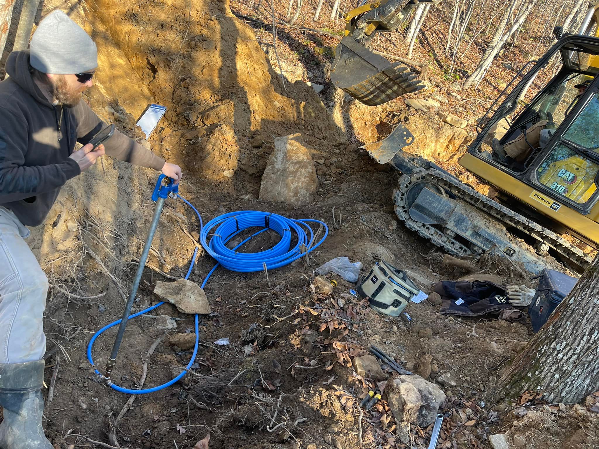  for Mountain Land Services LLC. in Oneida, TN