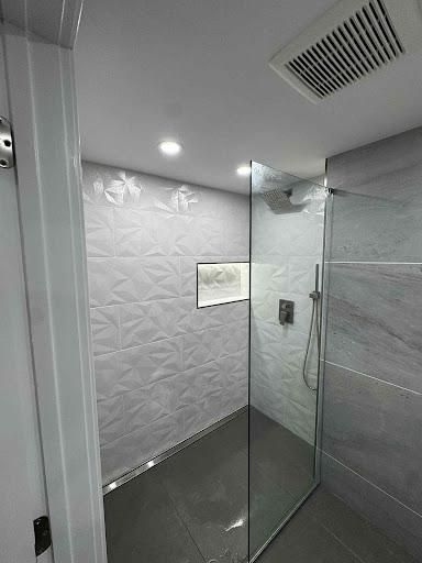  for Ramos Pro Painting & Construction in East Rockaway, 	New York