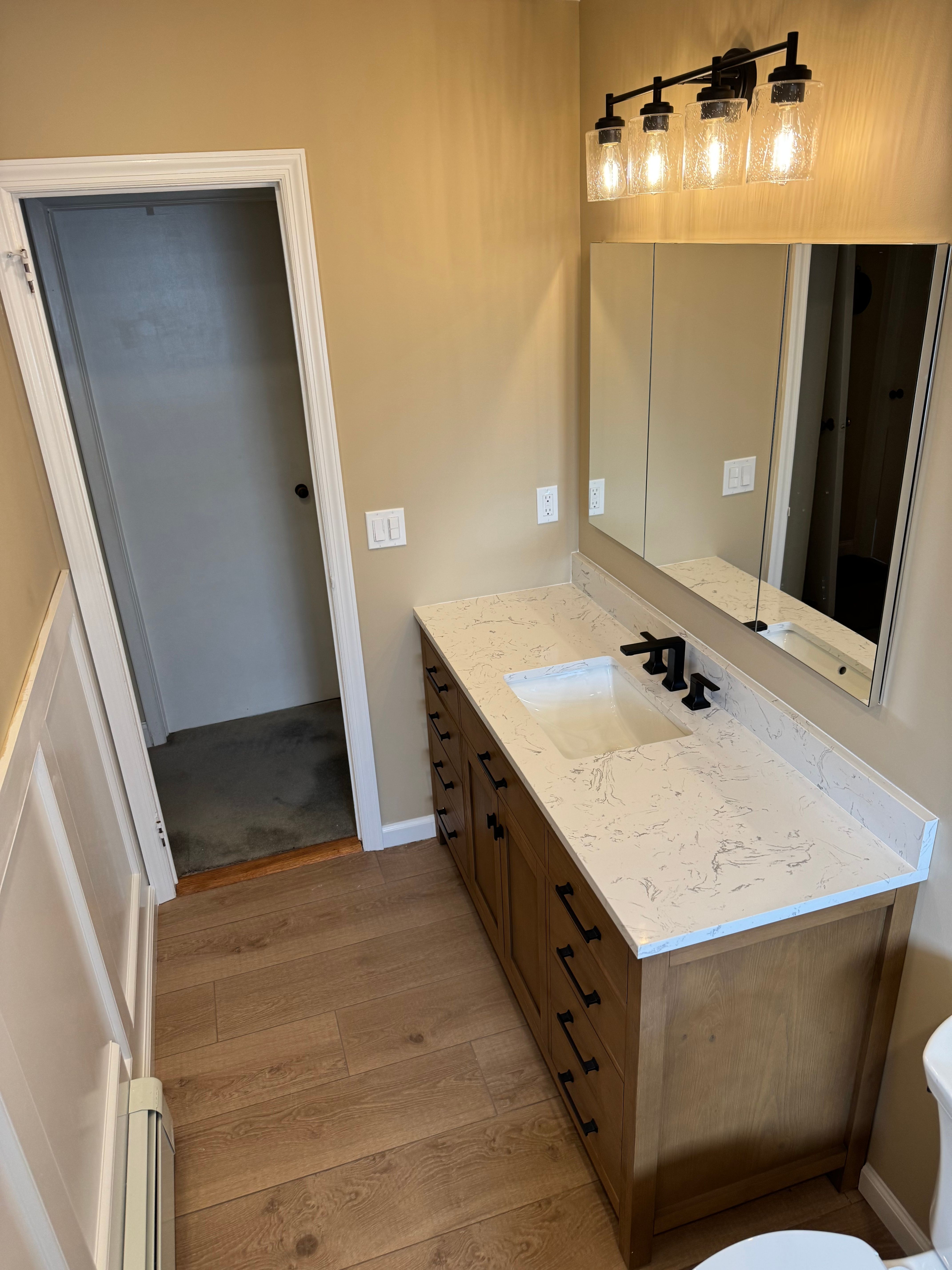  for Make It Right Contracting in East Hampton, NY