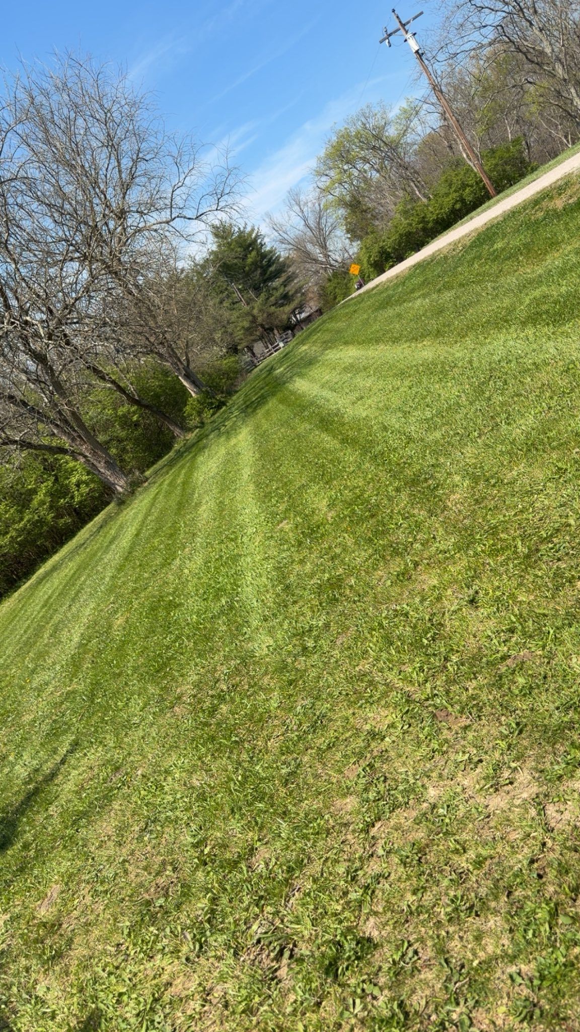 Landscaping for Gullion’s Lawn and Landscaping in DeMossville, KY