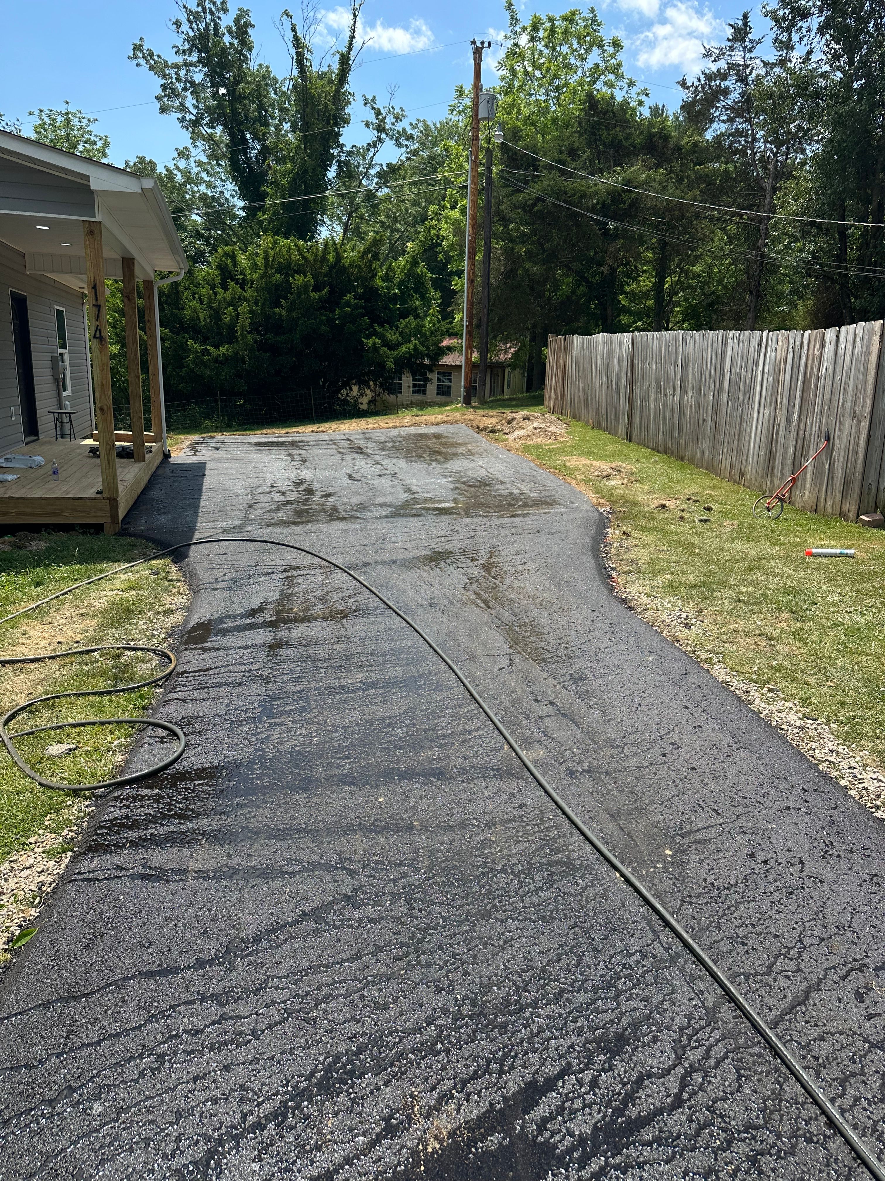  for Metzler Paving and Sealcoating LLC in Jacksboro, TN