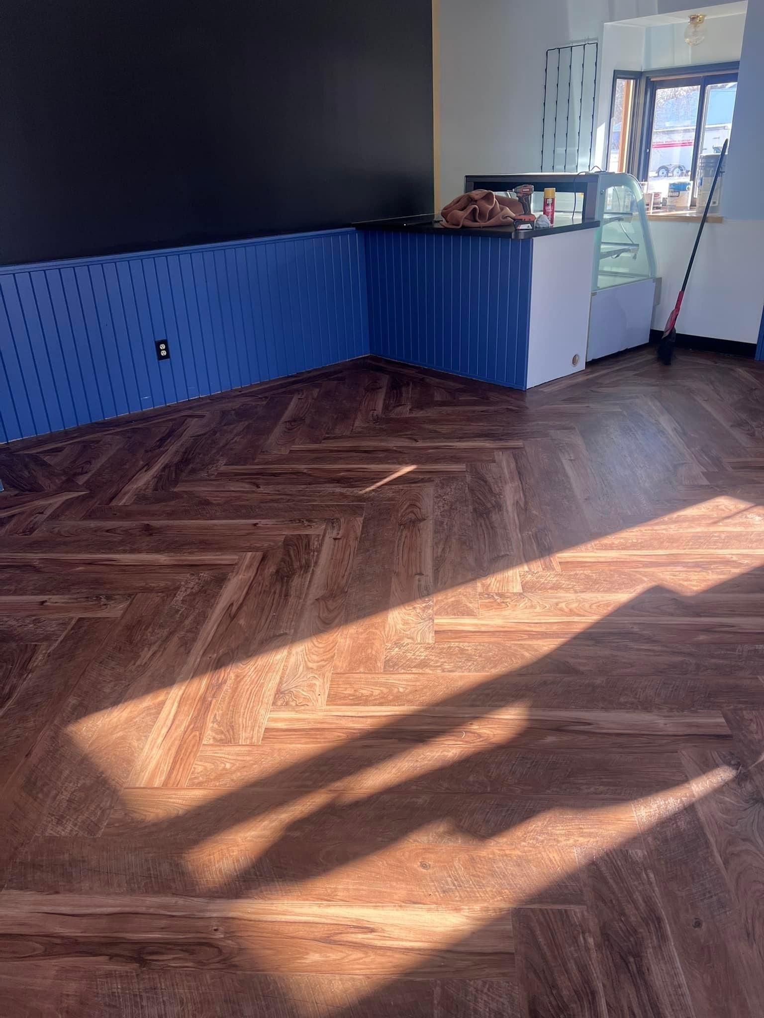  for R. Royal Floors in Royalton, MN