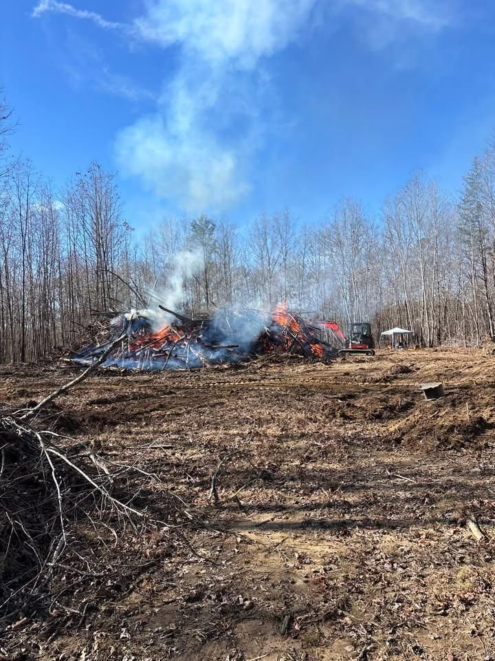  for TD Dirtworks in Tracy City, TN