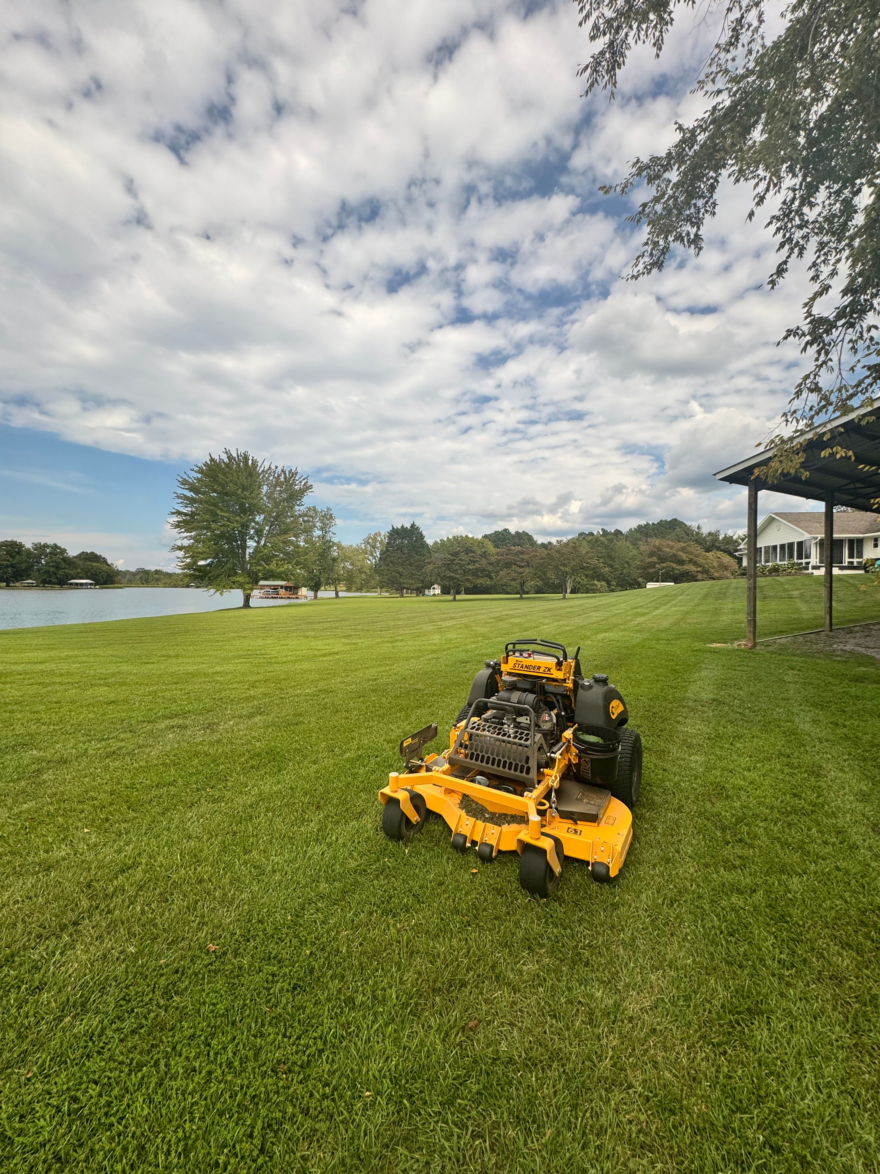  for Leal’s Lawn Service in Dayton, TN