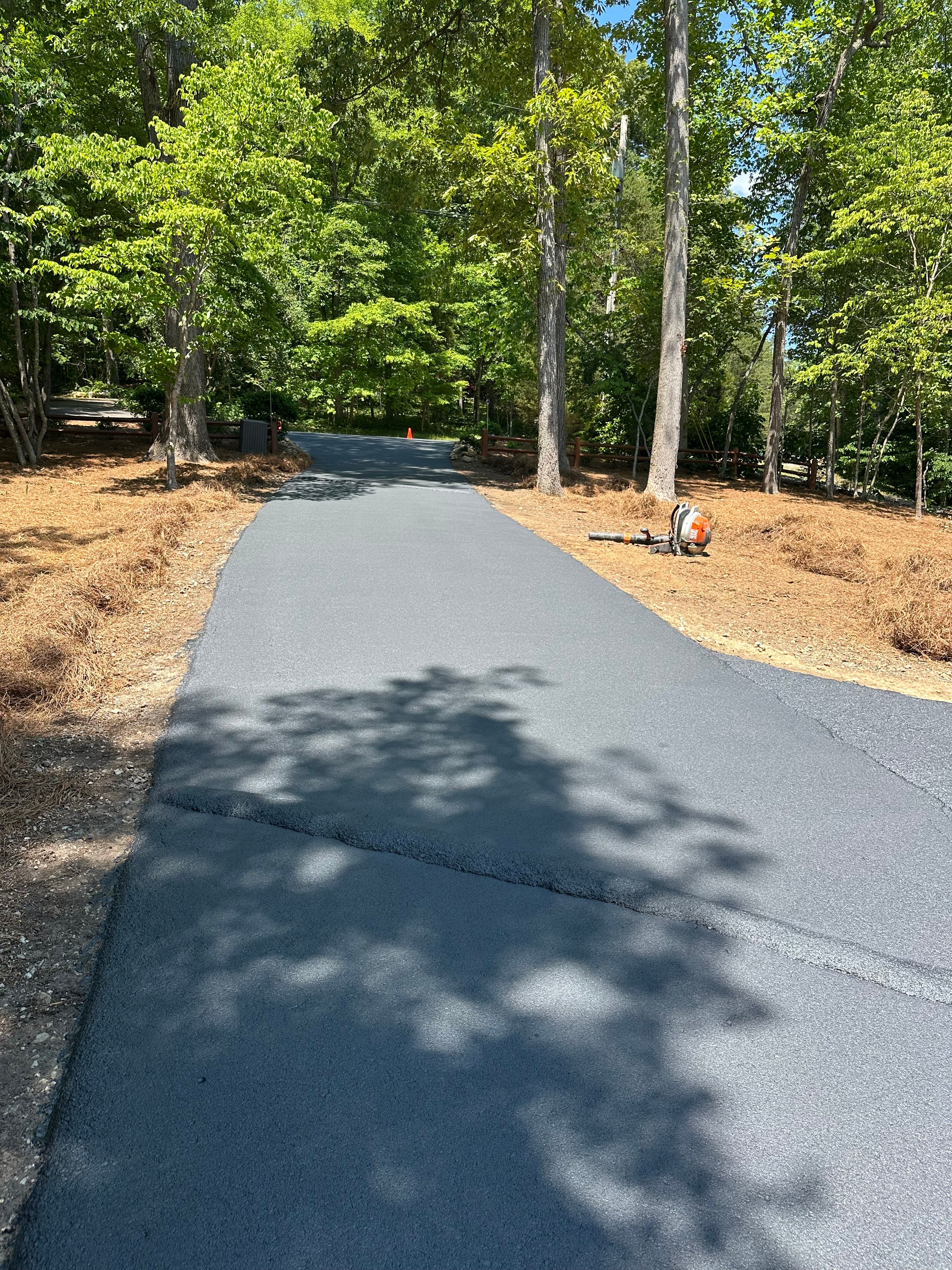  for Metzler Paving and Sealcoating LLC in Jacksboro, TN