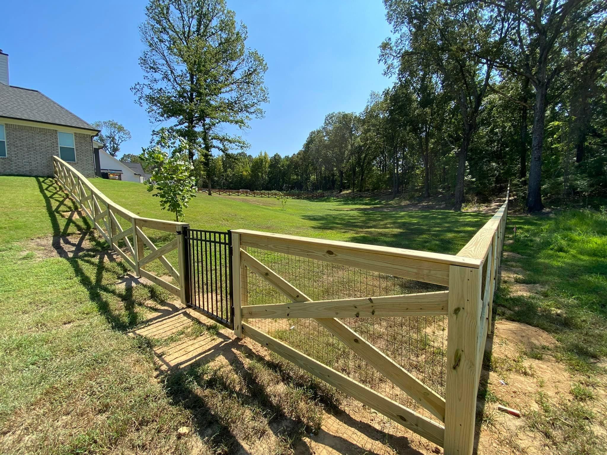  for Manning Fence, LLC in Hernando, MS