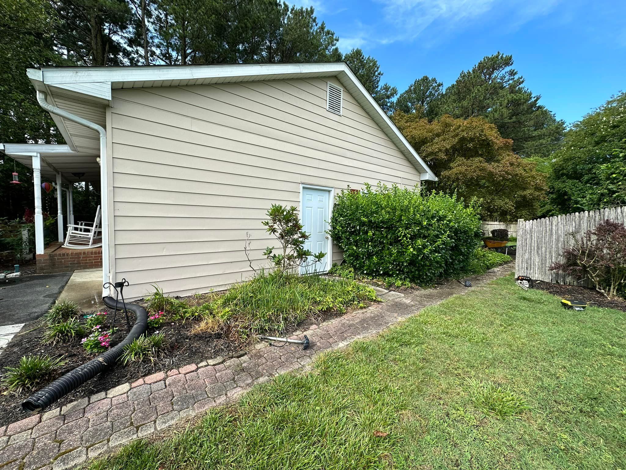 All Photos for Alex’s Grass Care in Salisbury, MD