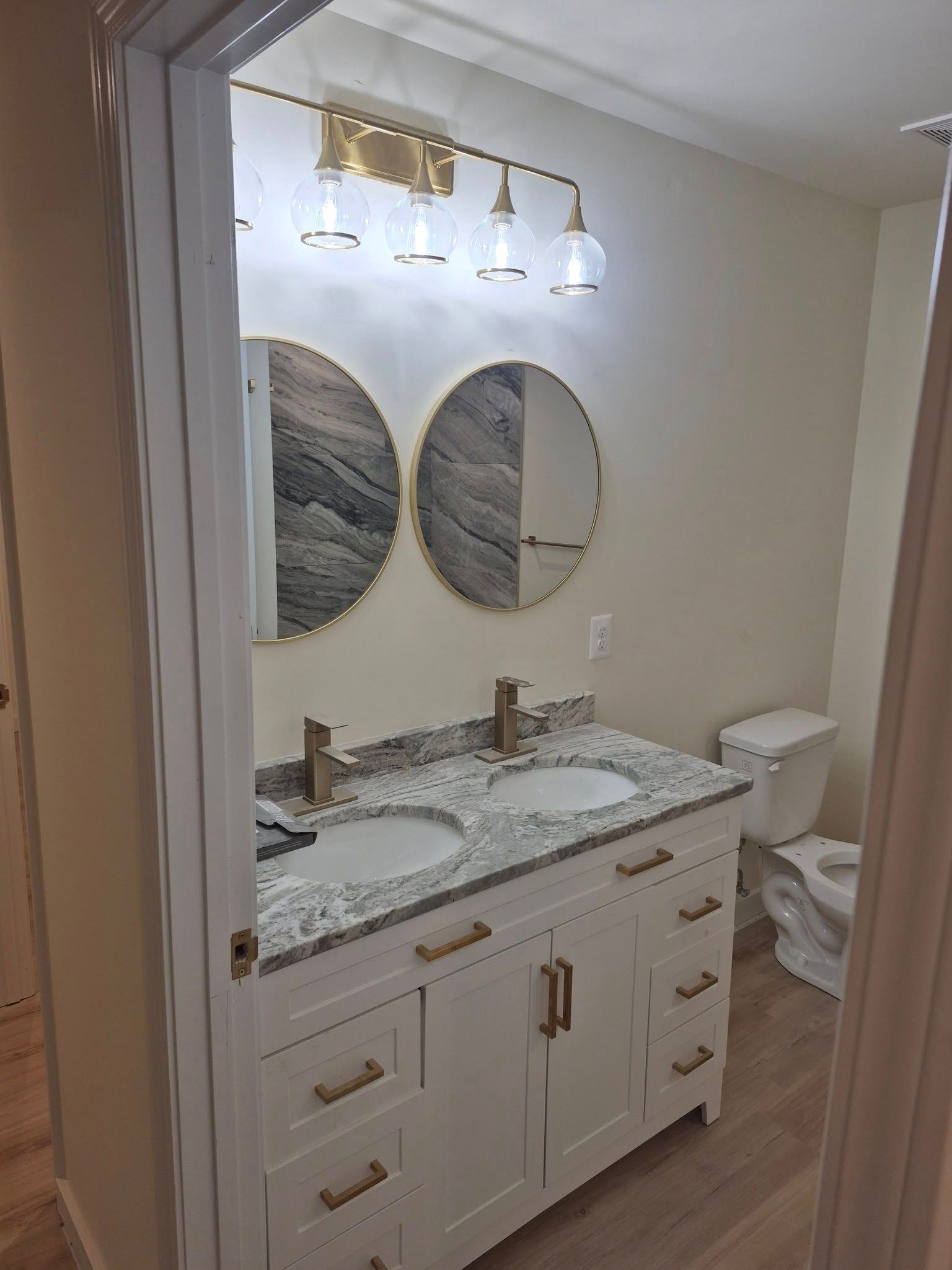  for DunRight contracting services in Spotsylvania, VA