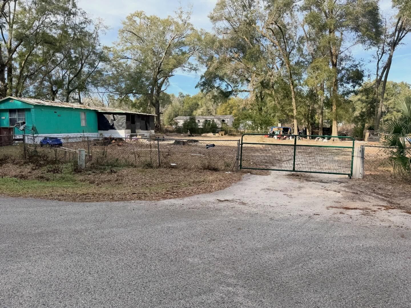  for J & E Land Clearing, LLC. in Dunnellon, FL