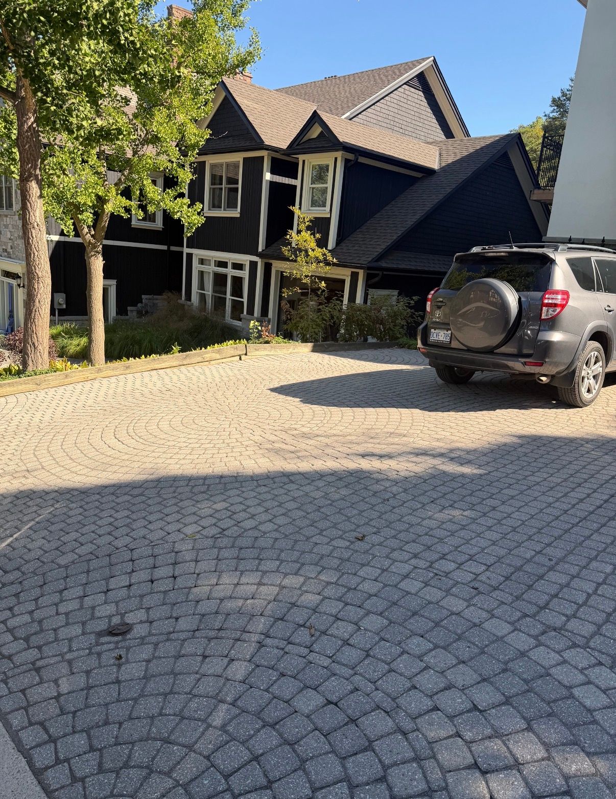  for Bravo Interlock Repairs in Burlington , ON