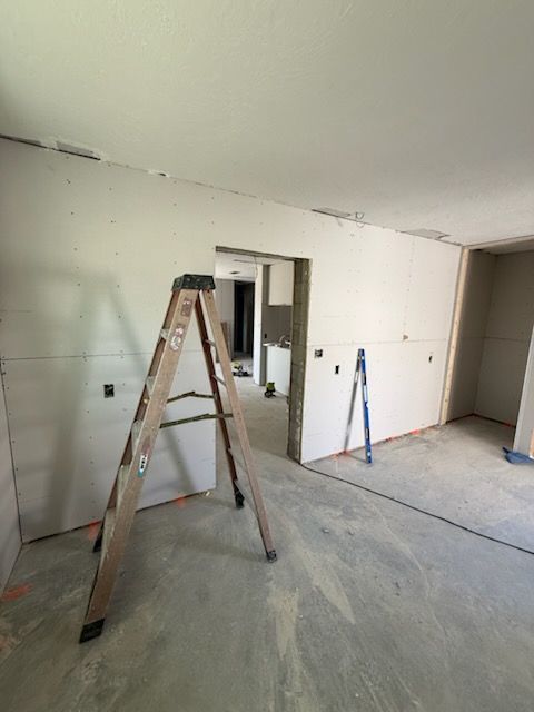  for Escorpio Painting in Tampa, FL