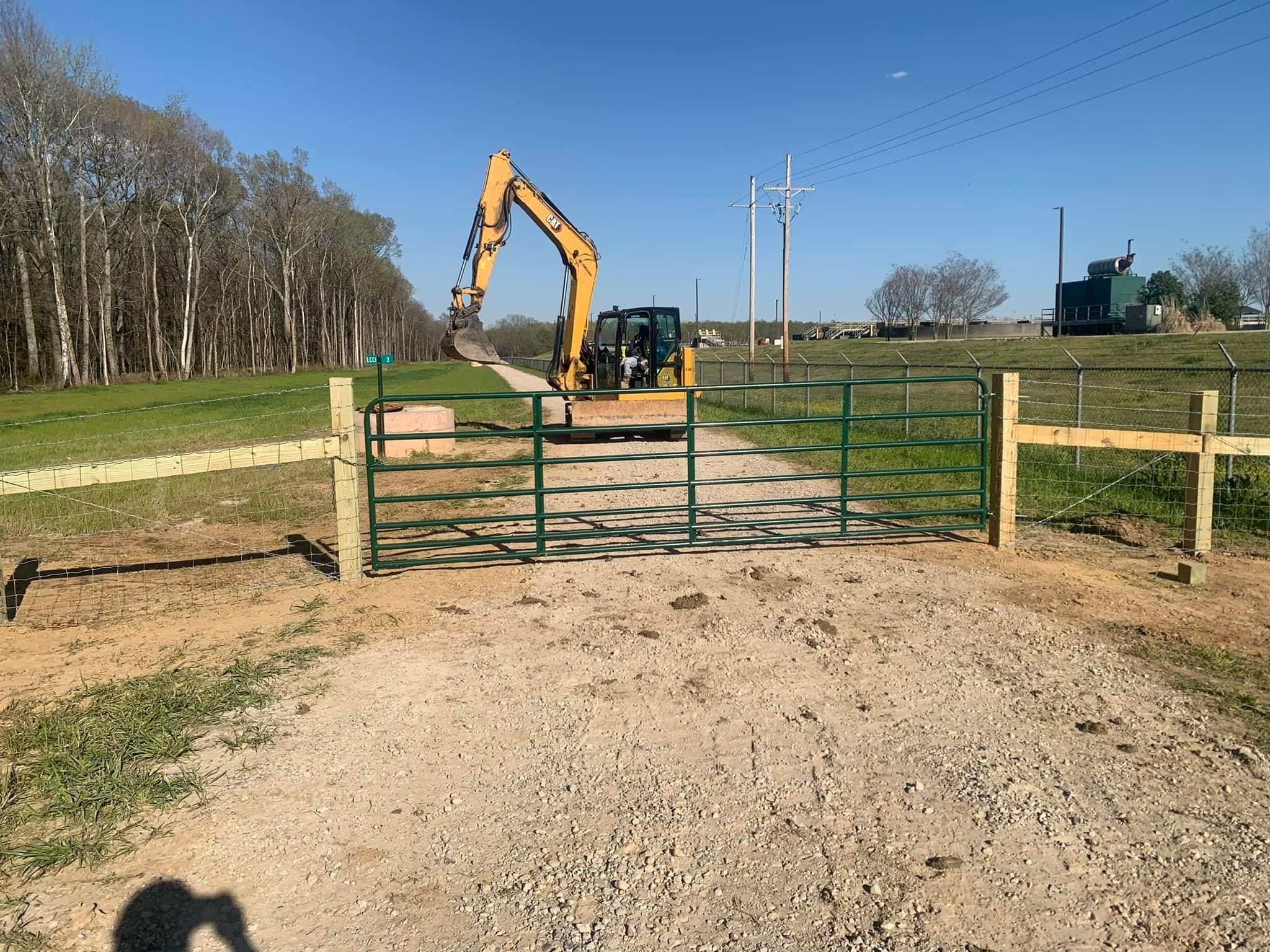  for Manning Fence, LLC in Hernando, MS