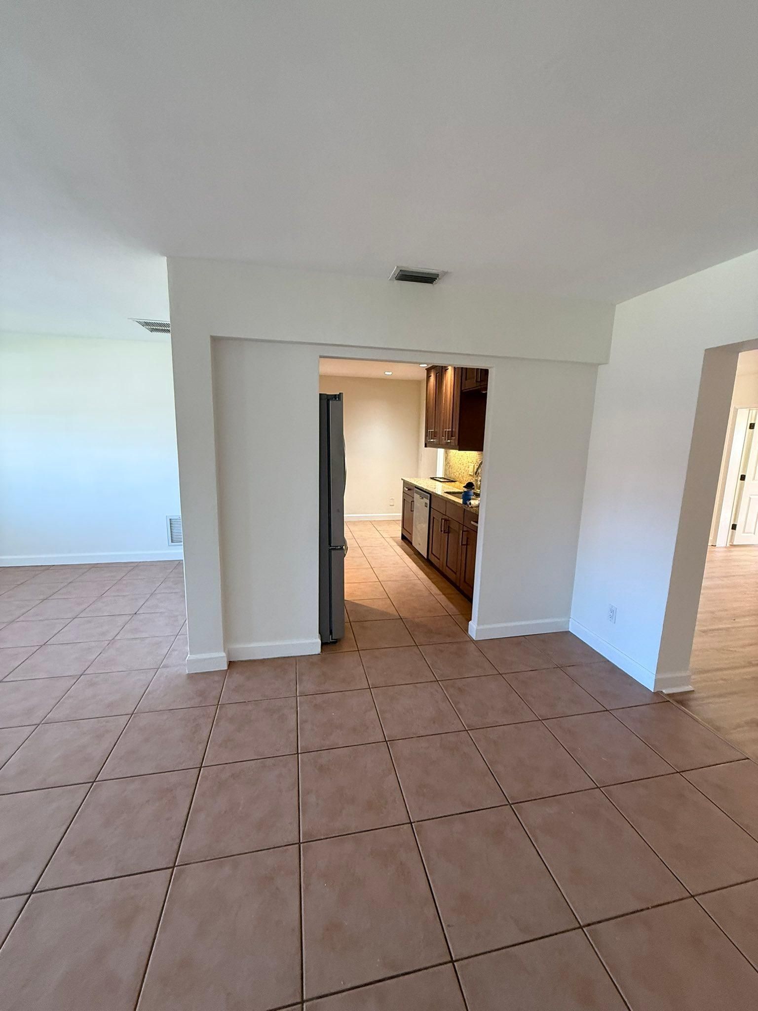  for Escorpio Painting in Tampa, FL