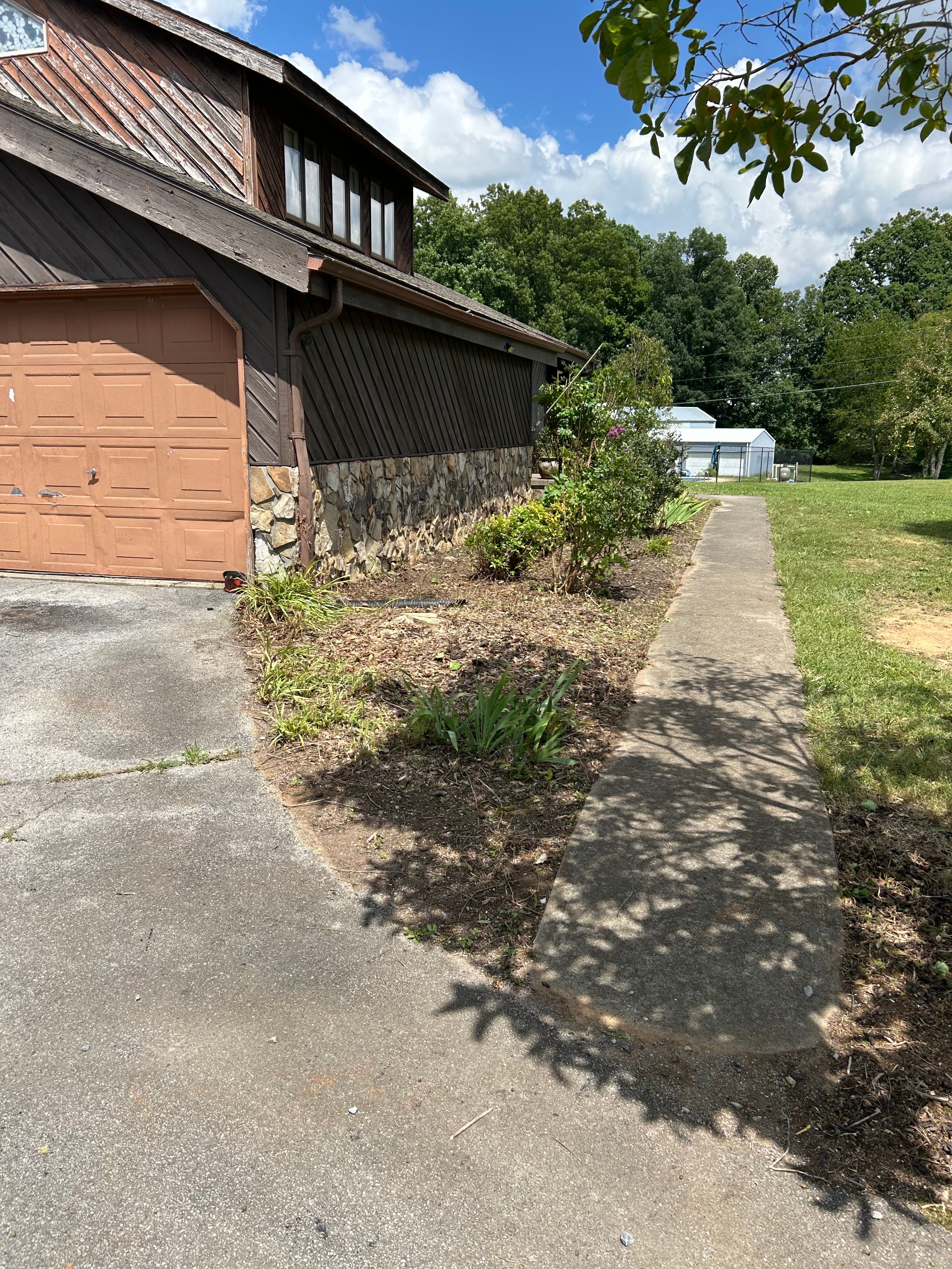 All Photos for Gatrell Landscape & Tree Removal in Bluff City, TN