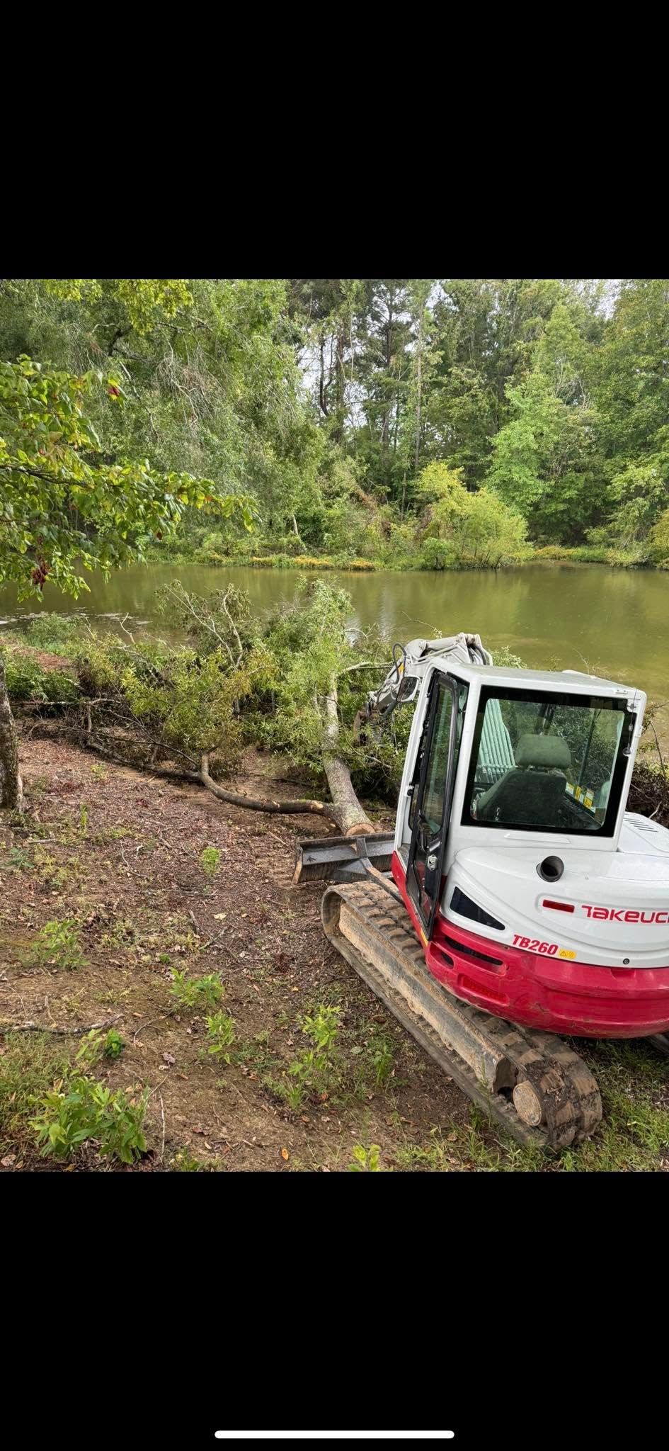  for Leal’s Lawn Service and Excavation in Dayton, TN