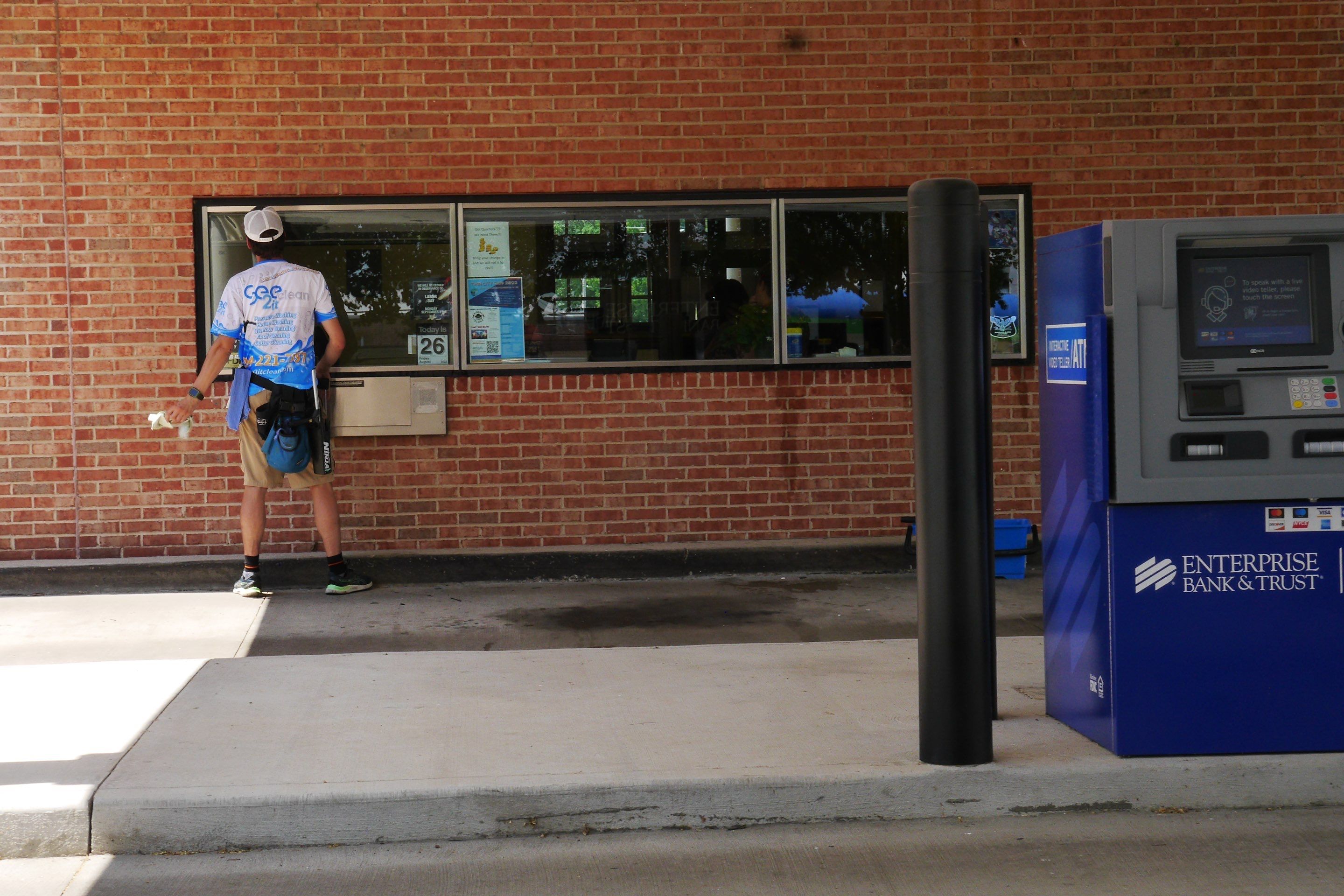  for See2it Clean in St Louis, MO