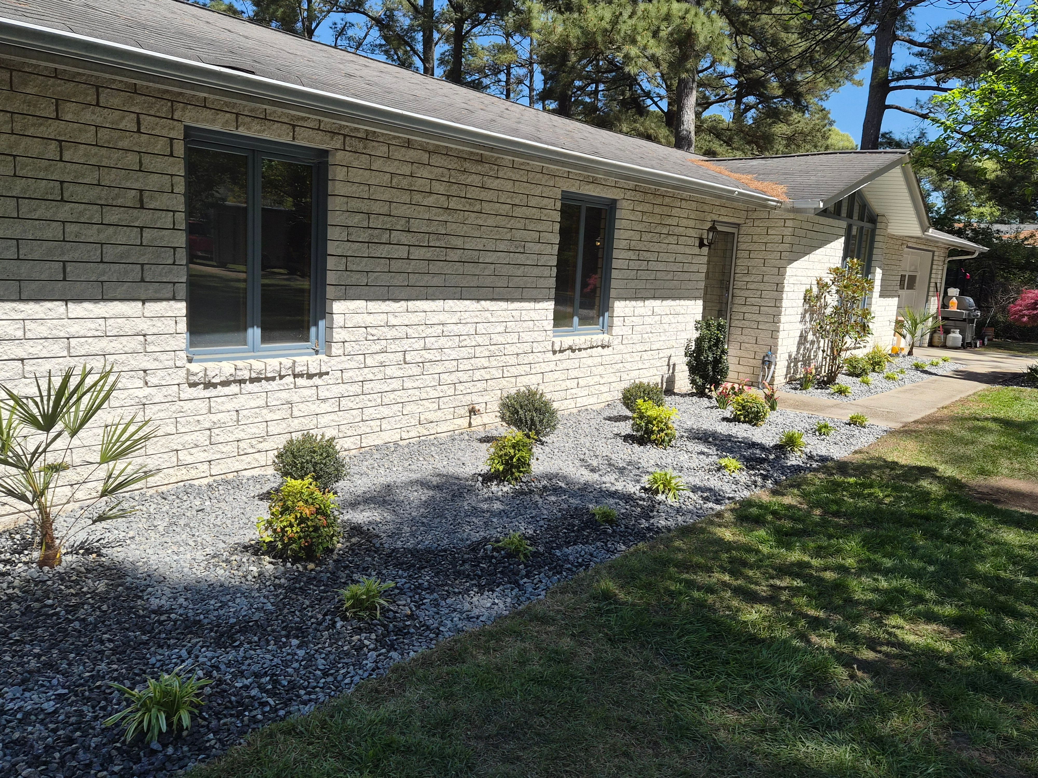 All Photos for 4 Points Lawncare LLC in Hayes, VA