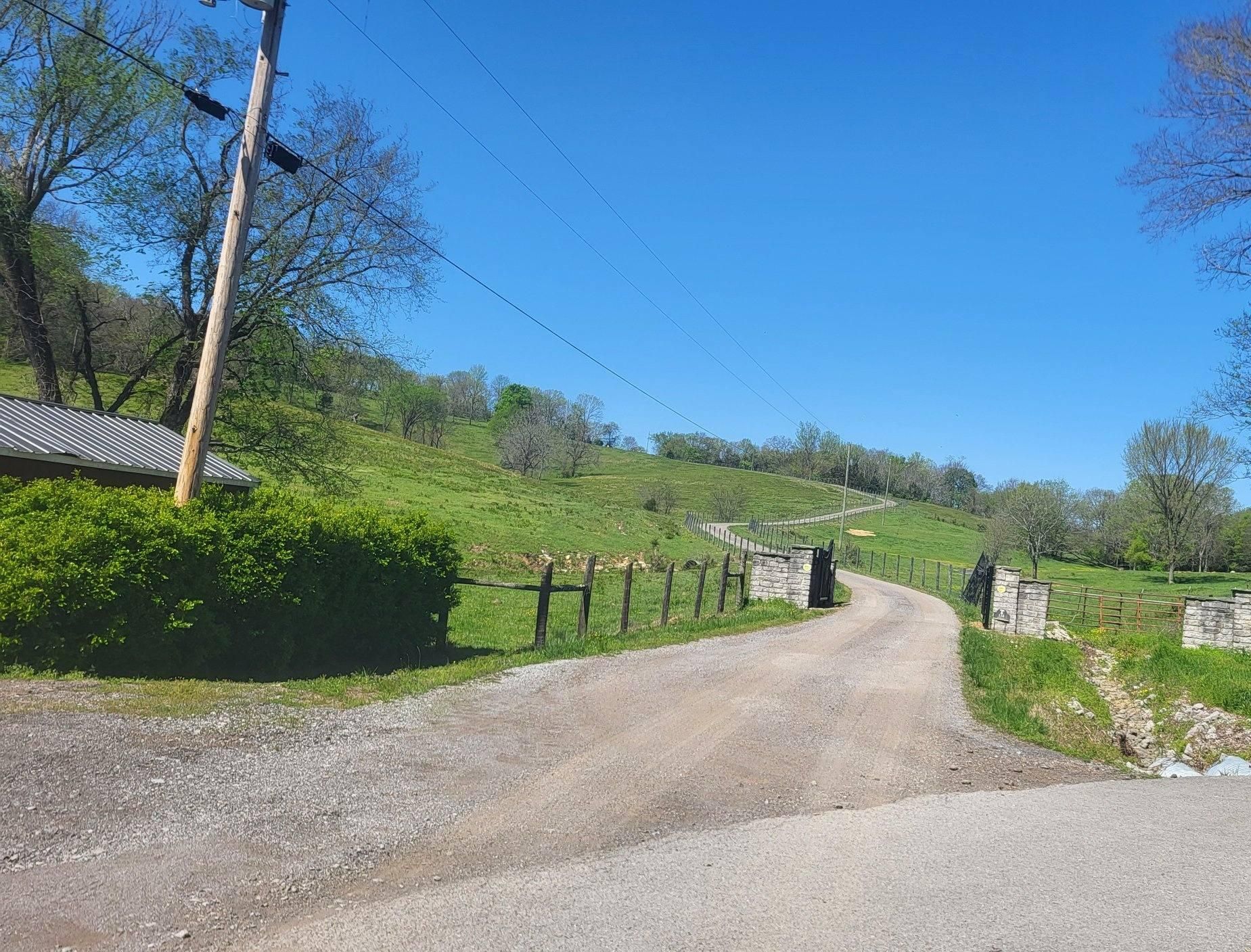  for Absolute Asphalt, Paving & Sealcoating in Lebanon, TN