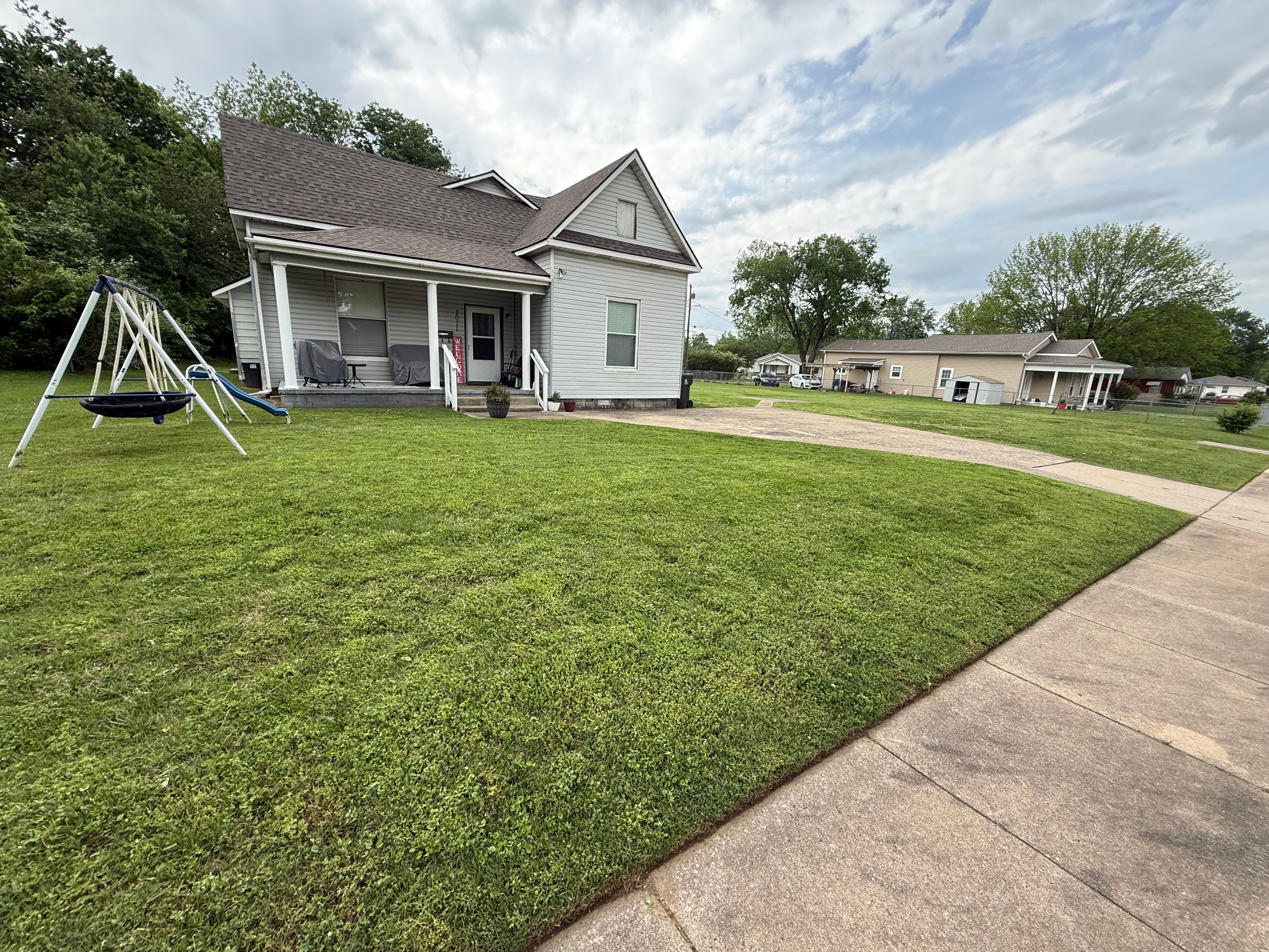  for Sandoval Lawn Care in Muldrow, OK