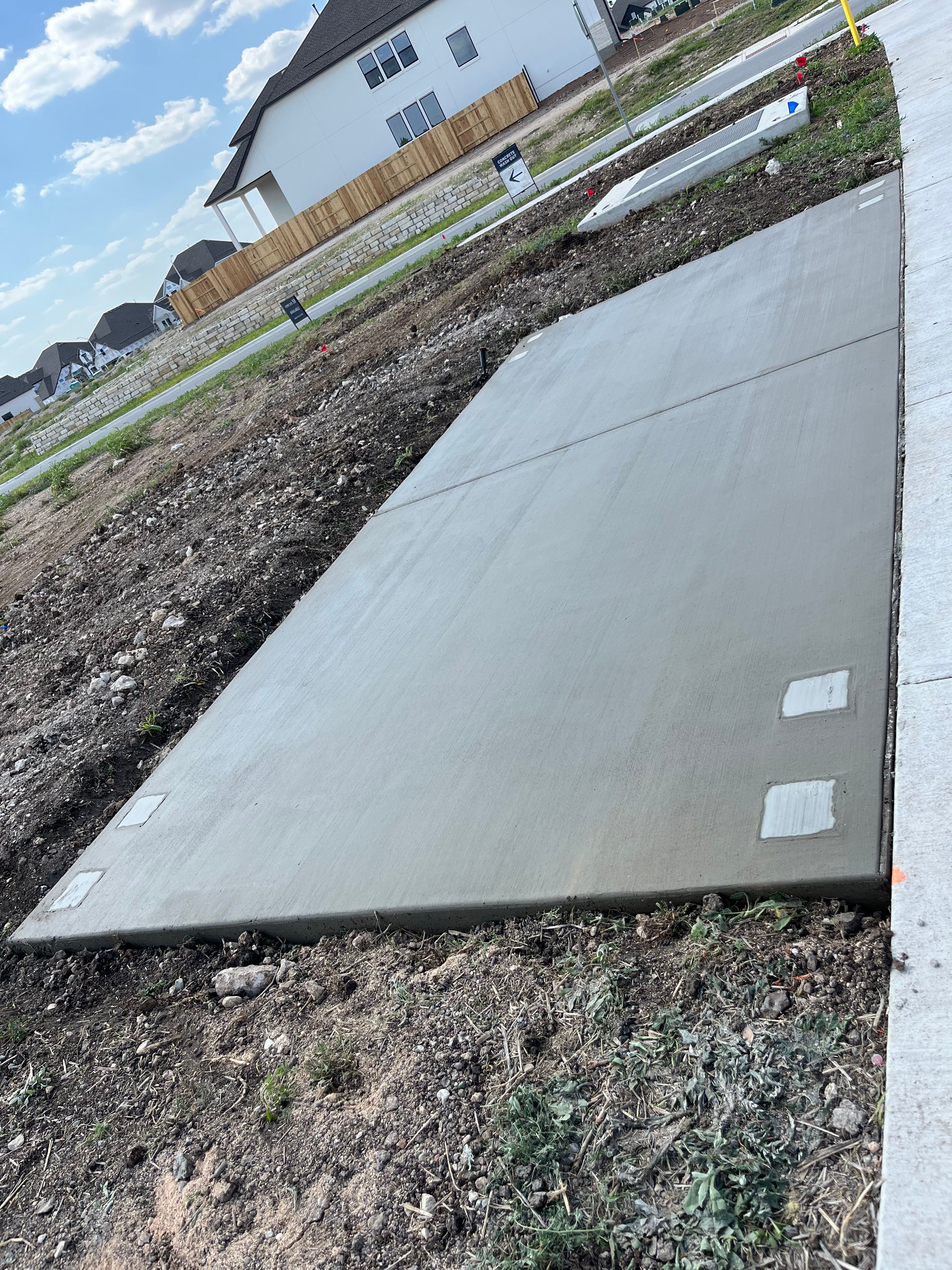  for Leo's Concrete Crew in Elgin, TX