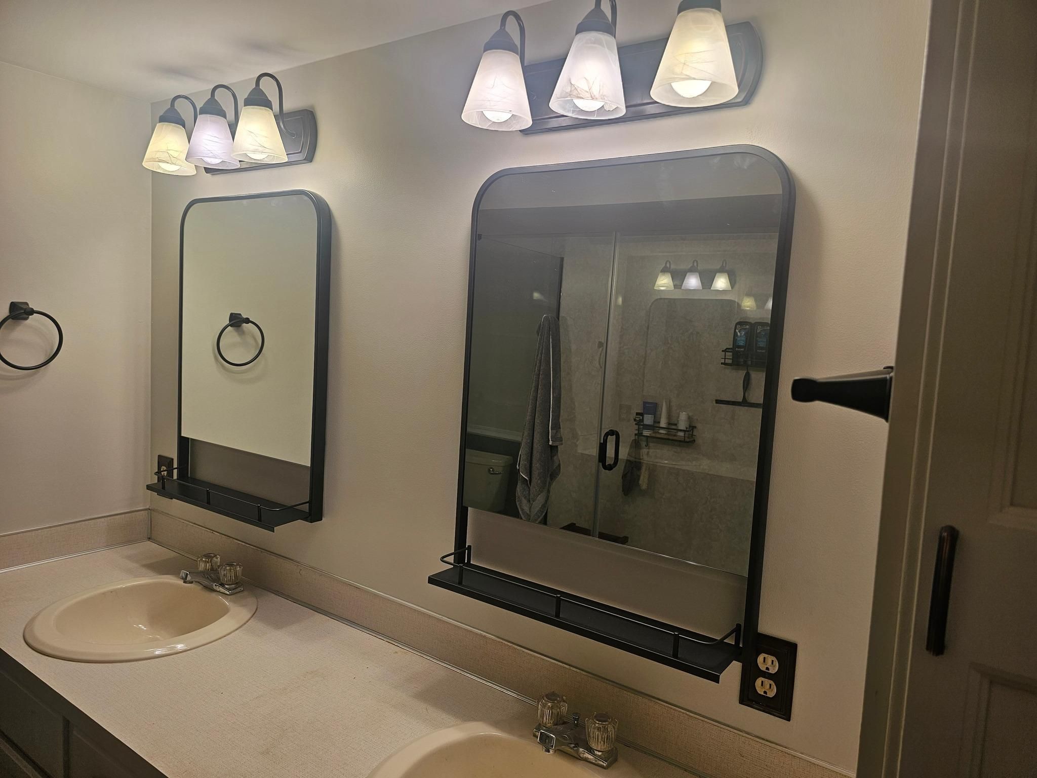  for Newtons Handyman Service LLC in Allendale, MI