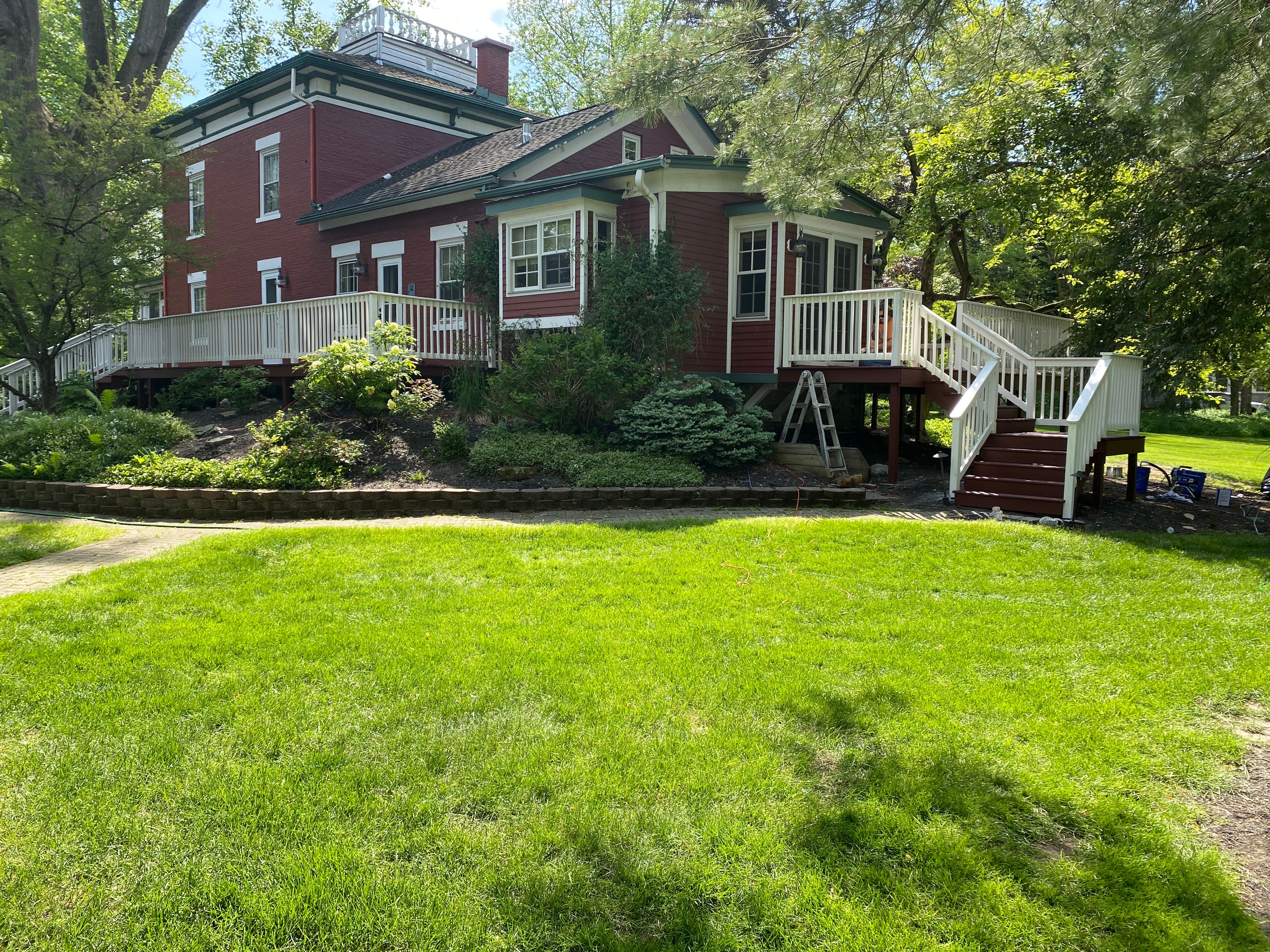Deck staining for Premium Finish LLC in Medina, OH