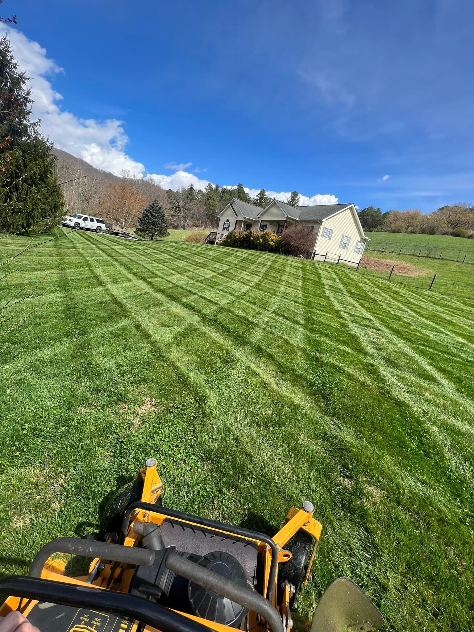 All Photos for SkyLimit LawnCare in Asheville, NC