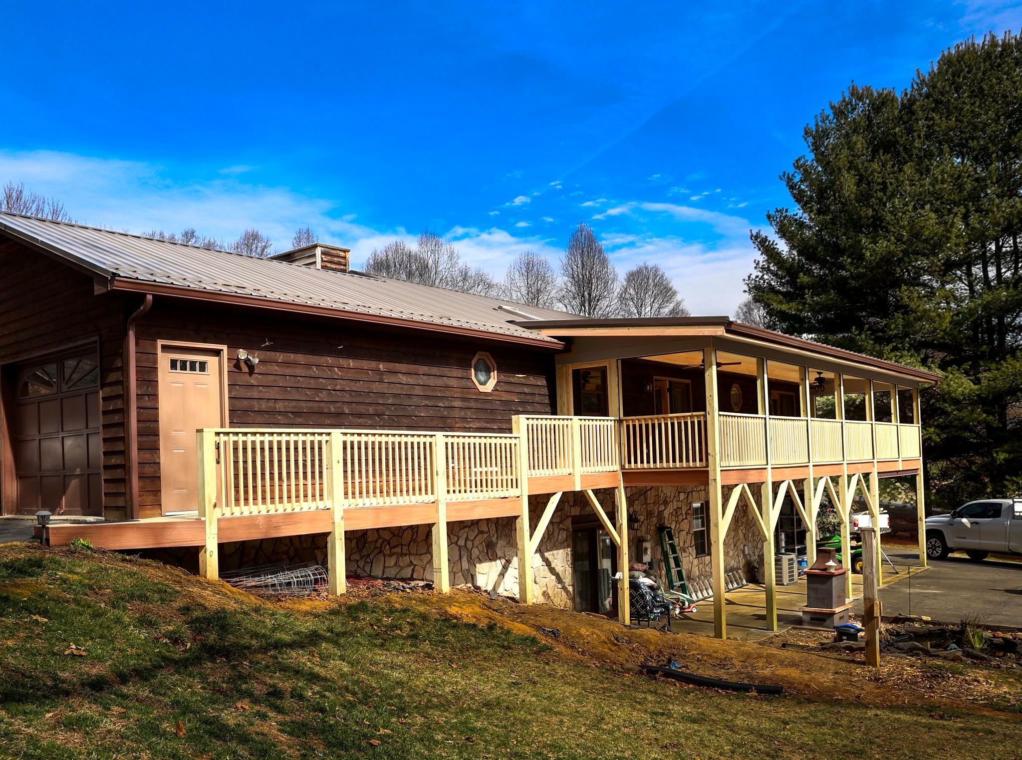 for Karnezis Construction in Candler, NC